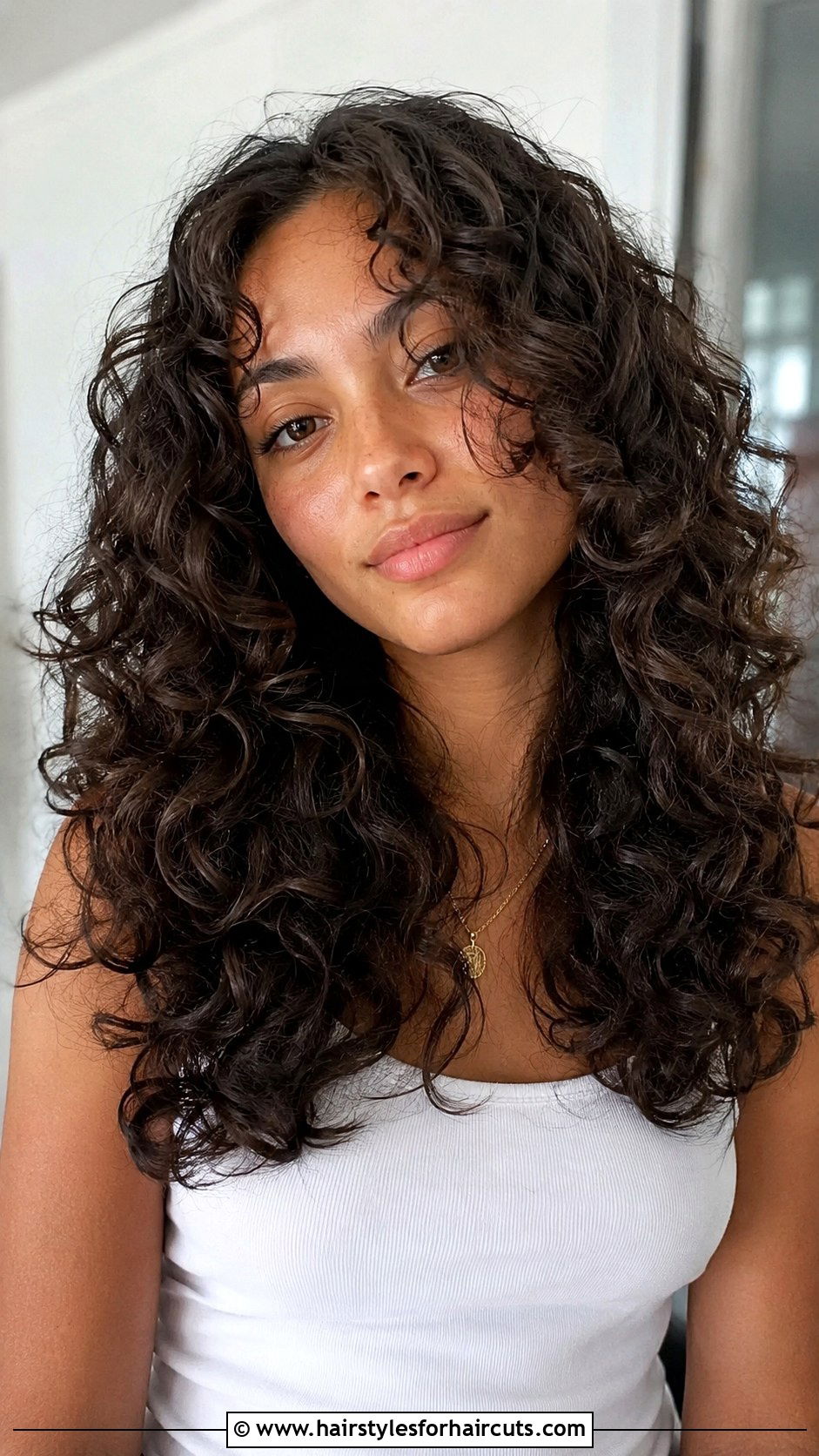 Layered Curly Hair - 25 girls hairstyles for curly hair - 25 girls hairstyles for curly hair
