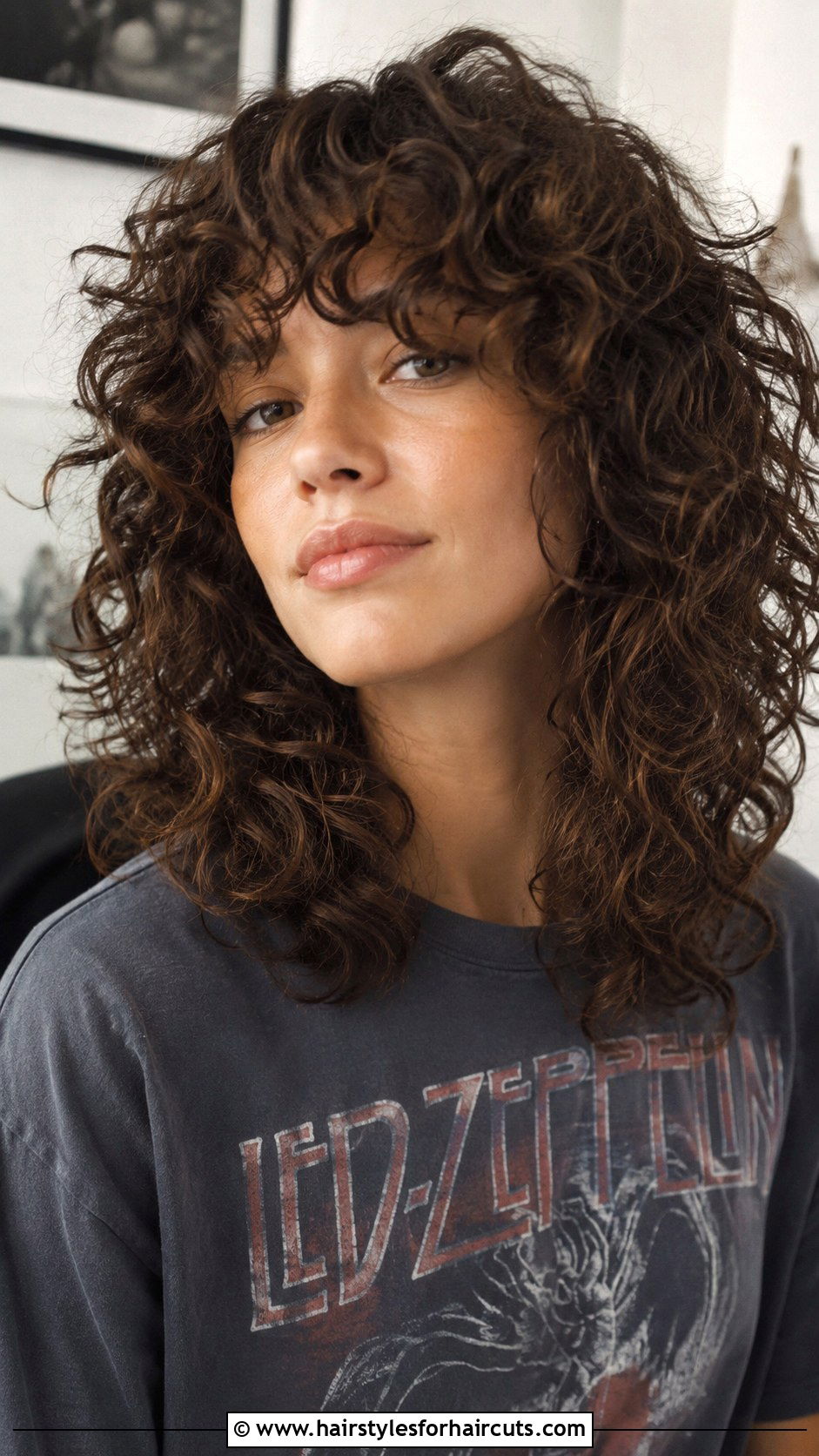 Layered Curly Shag - 25 easy curly hairstyles - 25 easy curly hairstyles