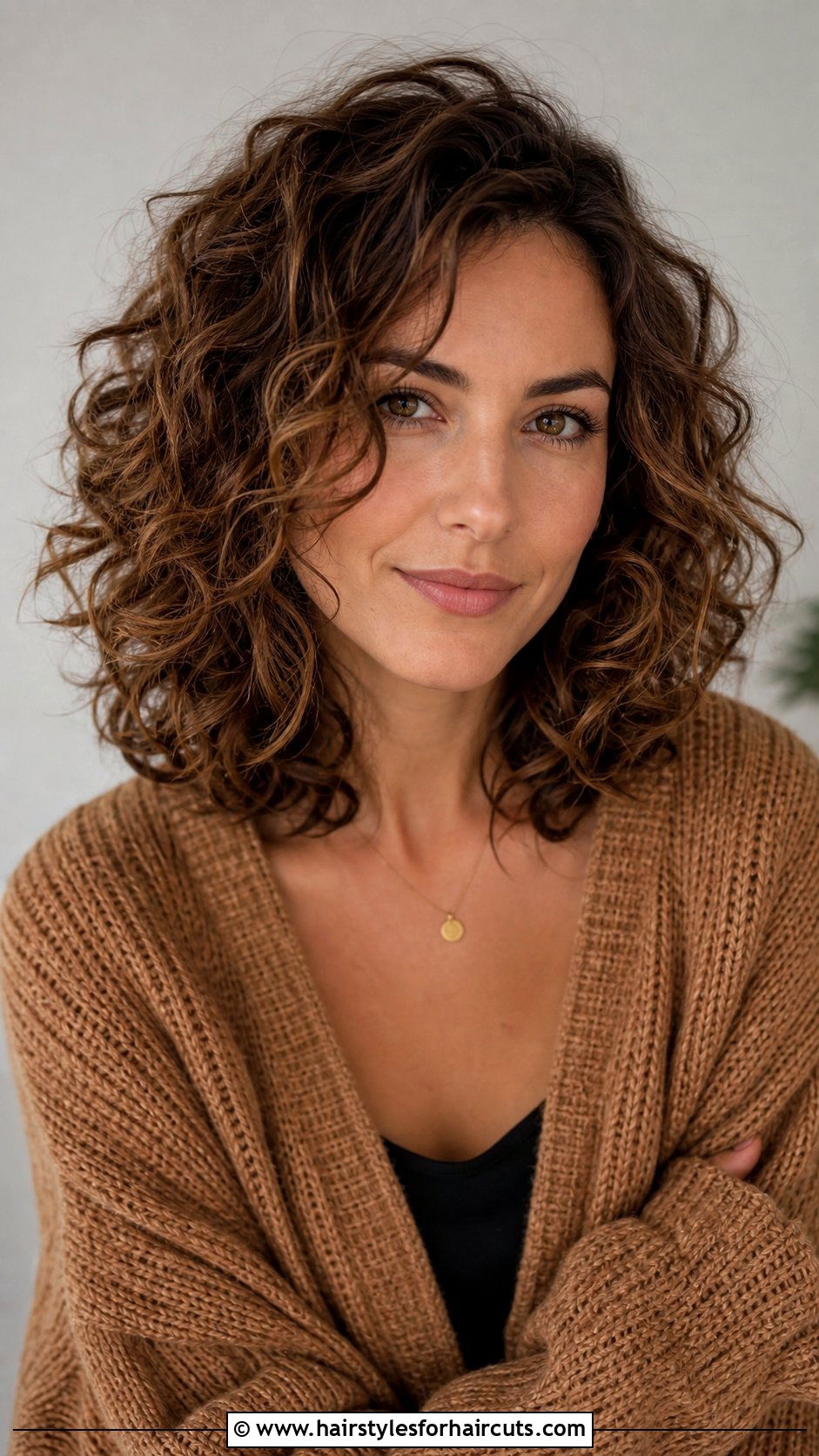 Layered Curly Shoulder Length Hair - 25 layered curly hairstyles - 25 layered curly hairstyles