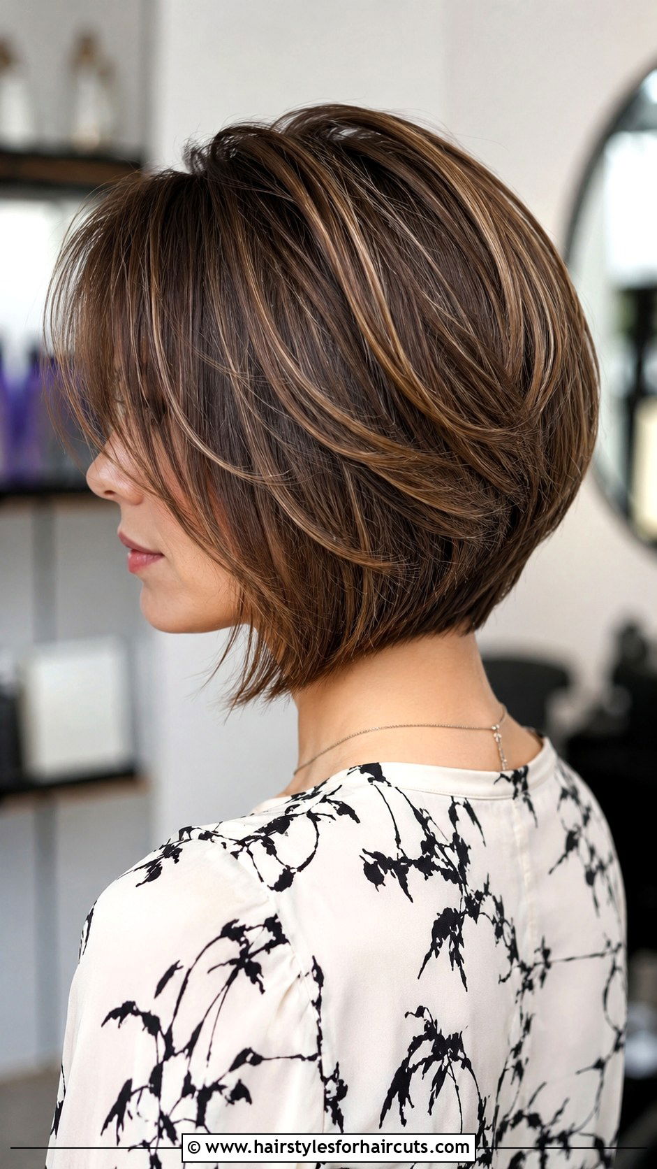 Layered Graduated Bob - 25 layered short haircuts for indian hair - 25 layered short haircuts for indian hair