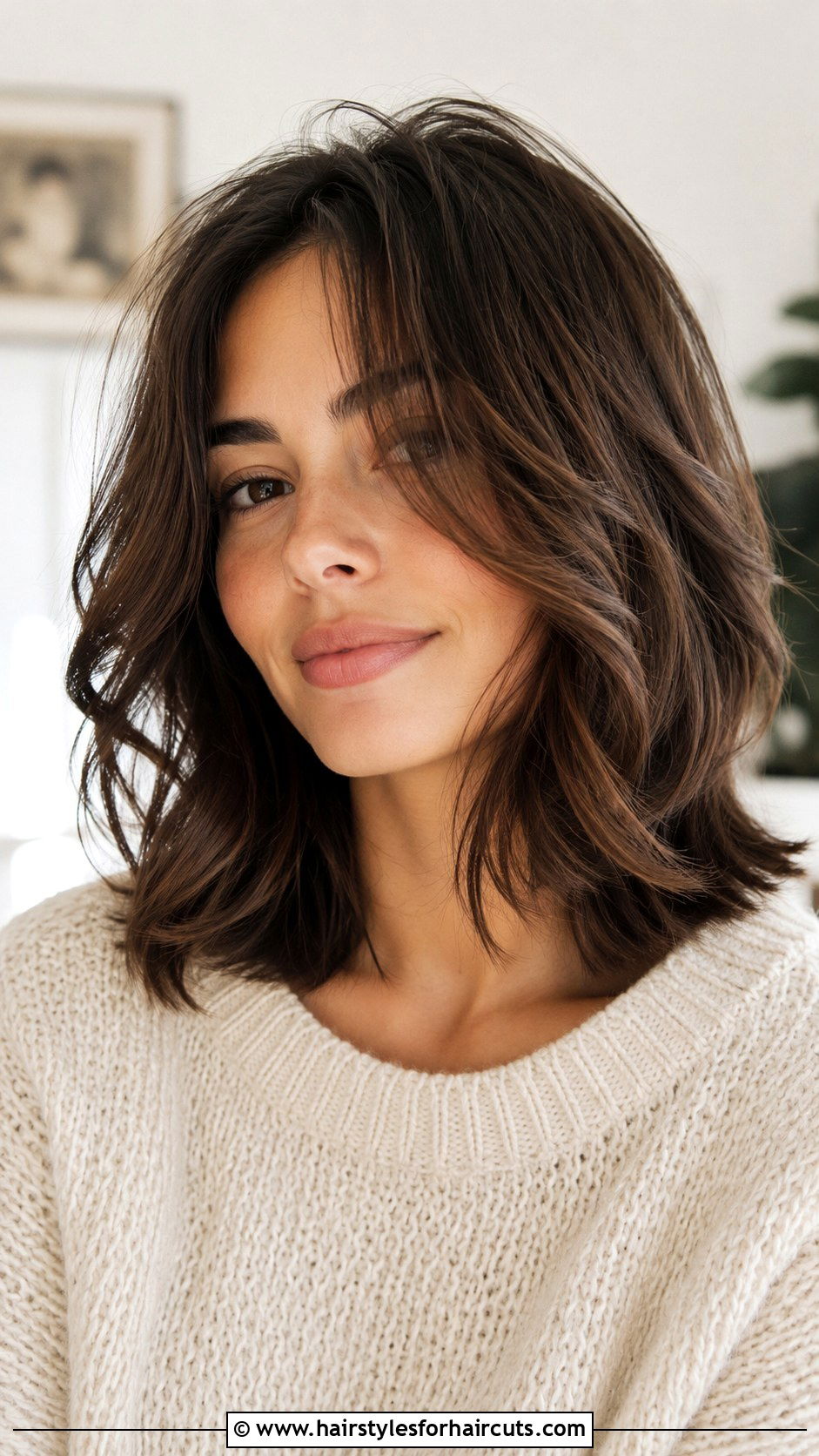 Layered Lob Haircut - 25 best hairstyles for fine straight hair - 25 best hairstyles for fine straight hair
