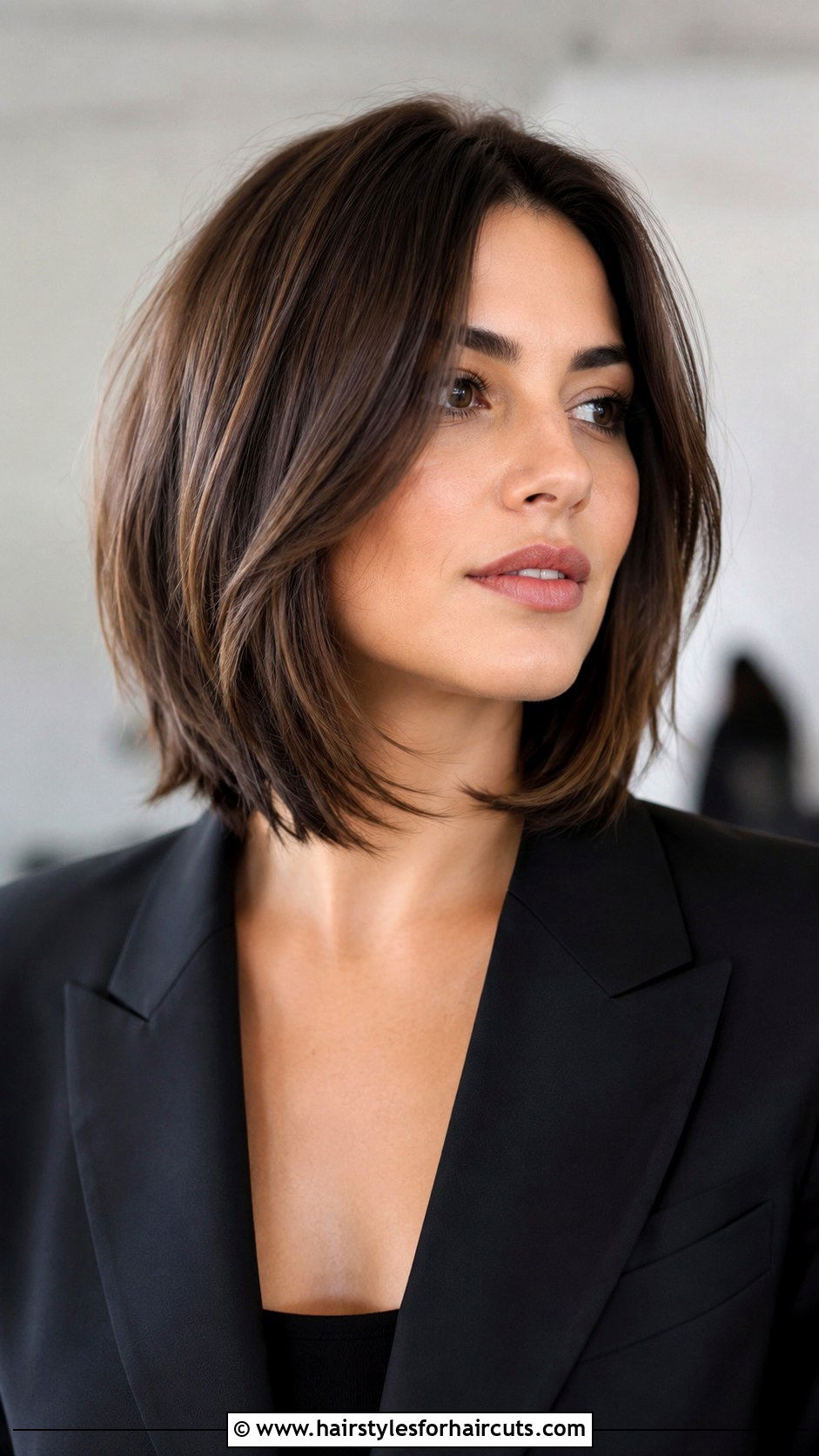 Layered Lob Haircut - 25 layered hairstyles for thinning hair - 25 layered hairstyles for thinning hair