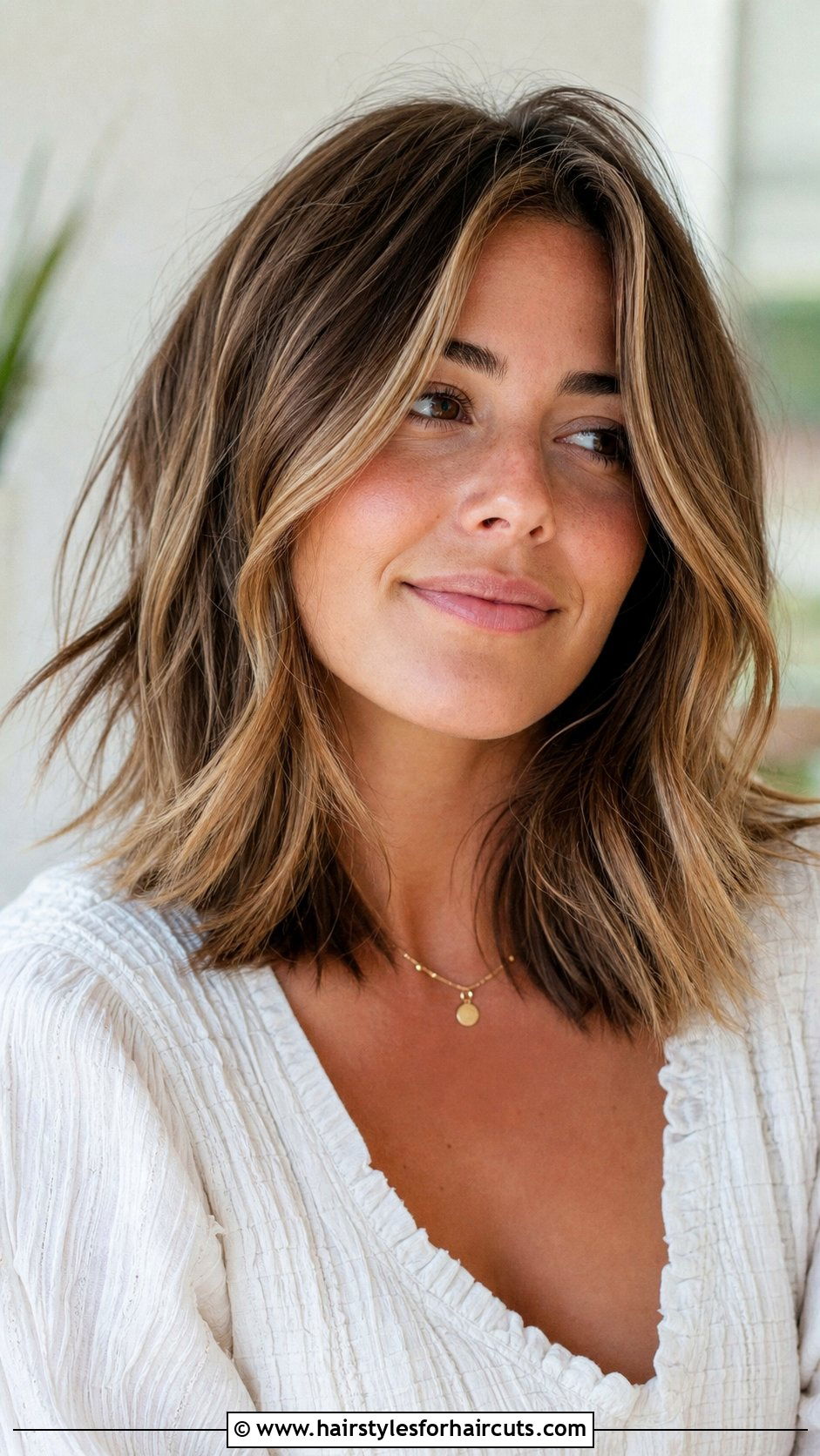 Layered Lob With Face Framing - 25 hairstyles for hair that grows forward woman - 25 hairstyles for hair that grows forward woman