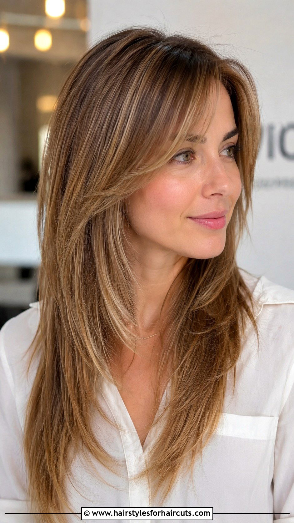 Layered Long Hair With Side Bangs - 25 best haircuts for long fine hair - 25 best haircuts for long fine hair
