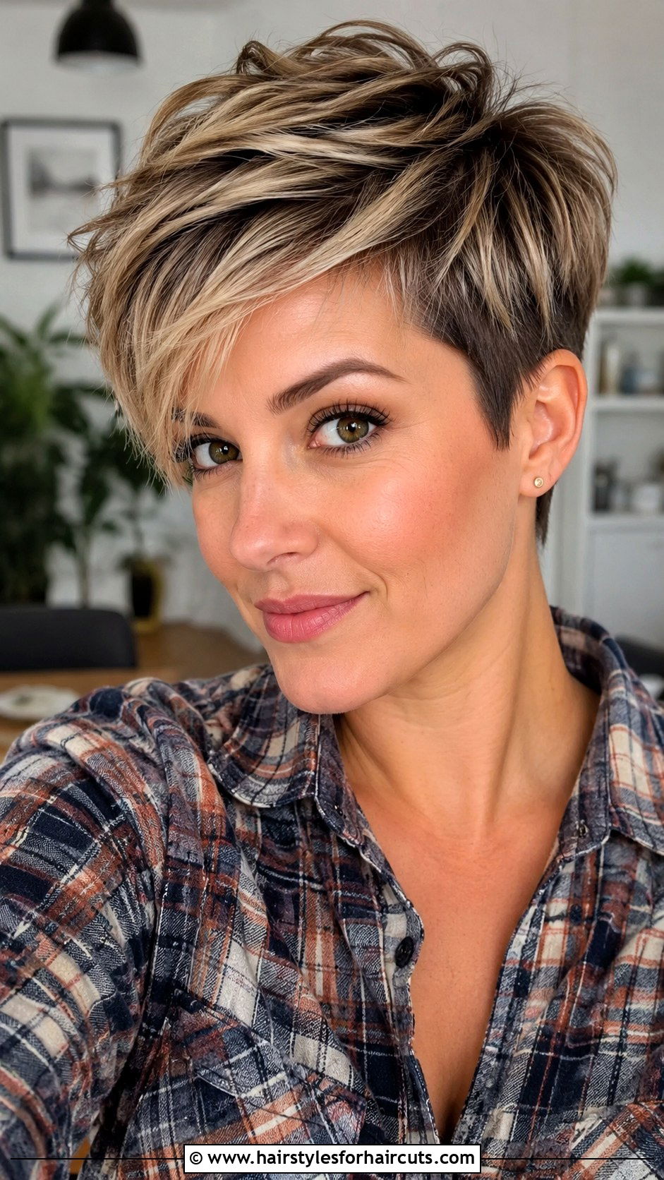 Layered Pixie - 25 express haircuts - 25 express haircuts