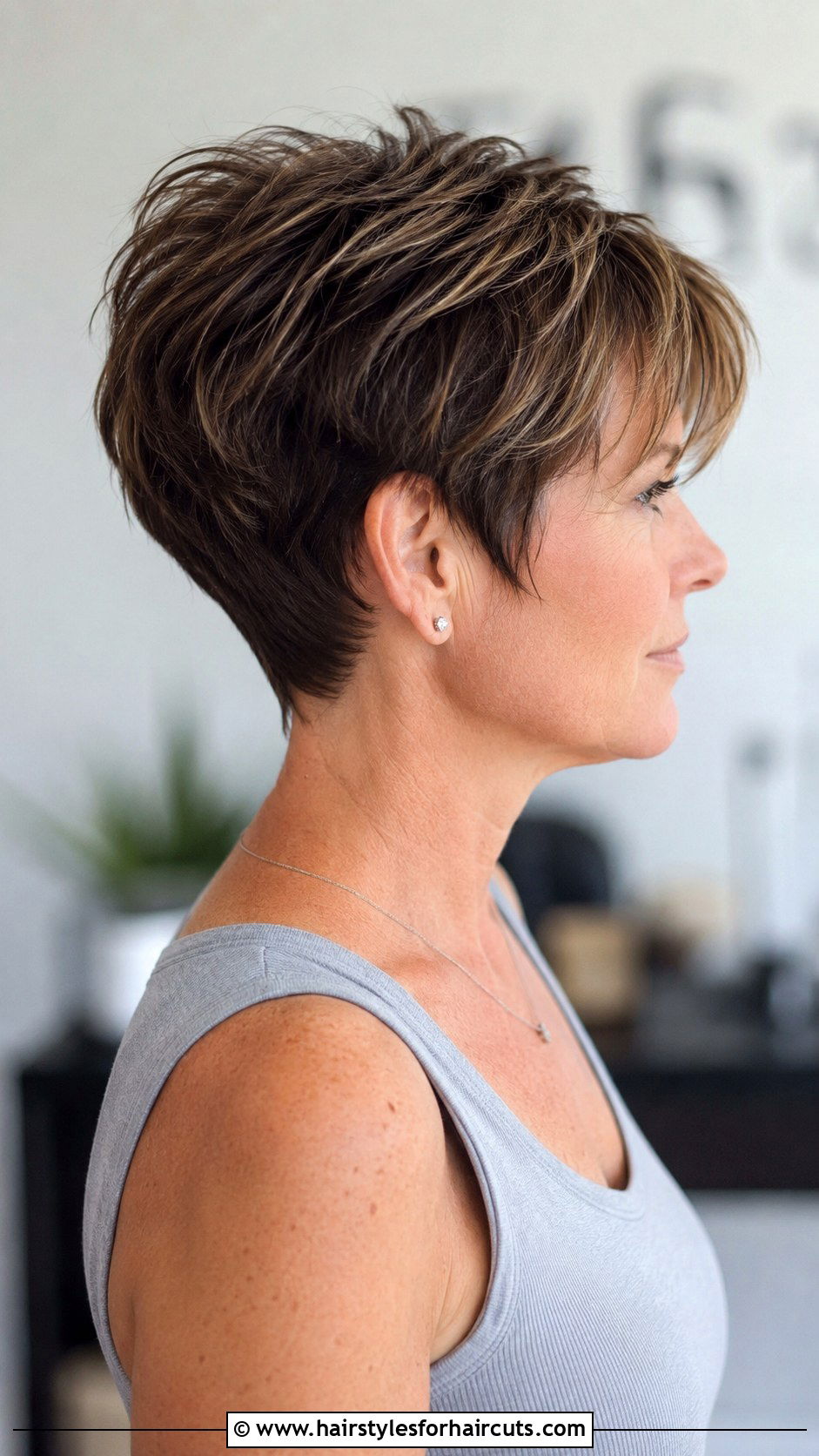 Layered Pixie Cut - 25 asian short hairstyles - 25 asian short hairstyles