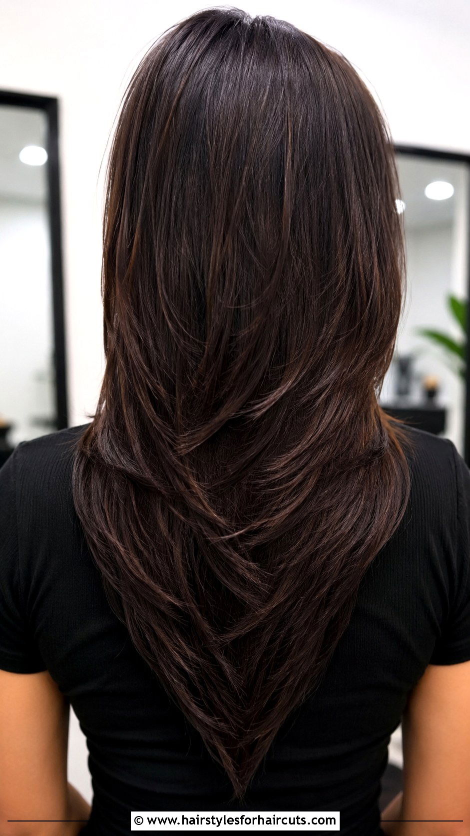 Layered Razor Cut - 25 haircuts for women layers - 25 haircuts for women layers