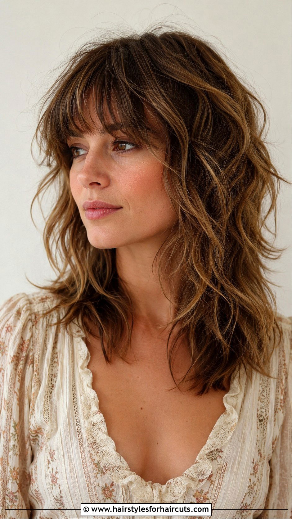 Layered Shag Beach Haircut - 25 beach haircuts - 25 beach haircuts