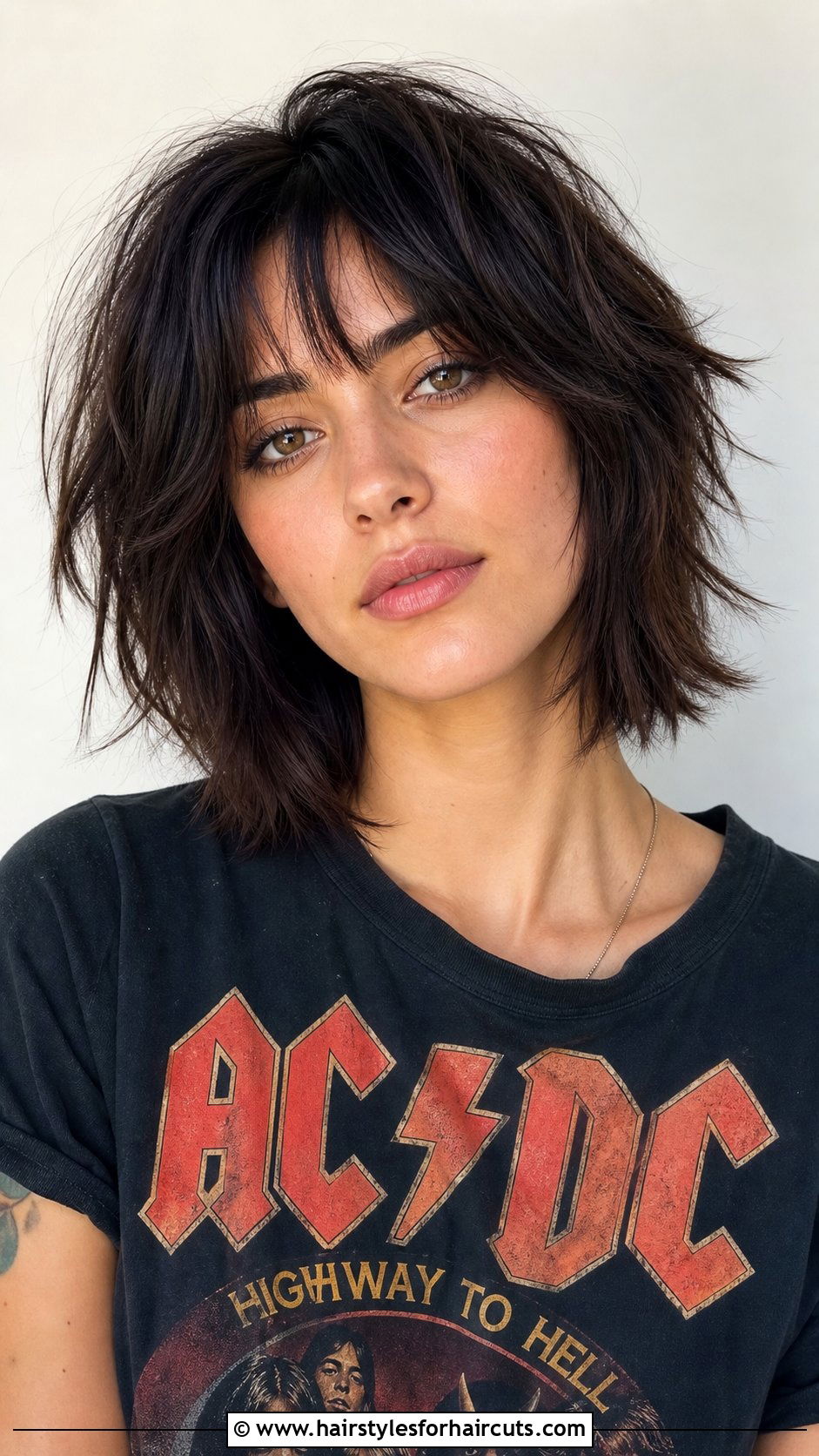 Layered Shag Bob - 25 haircuts for medium long hair - 25 haircuts for medium long hair