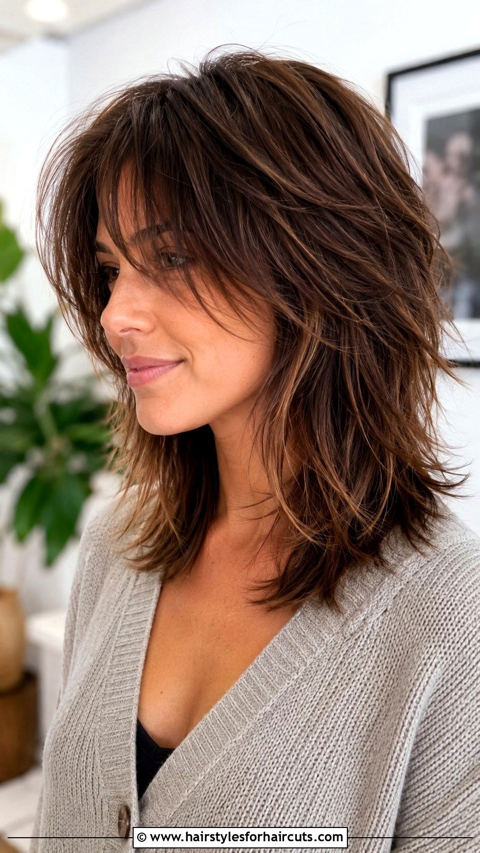 Layered Shag Haircut - 25 best haircuts for thin hair - 25 best haircuts for thin hair