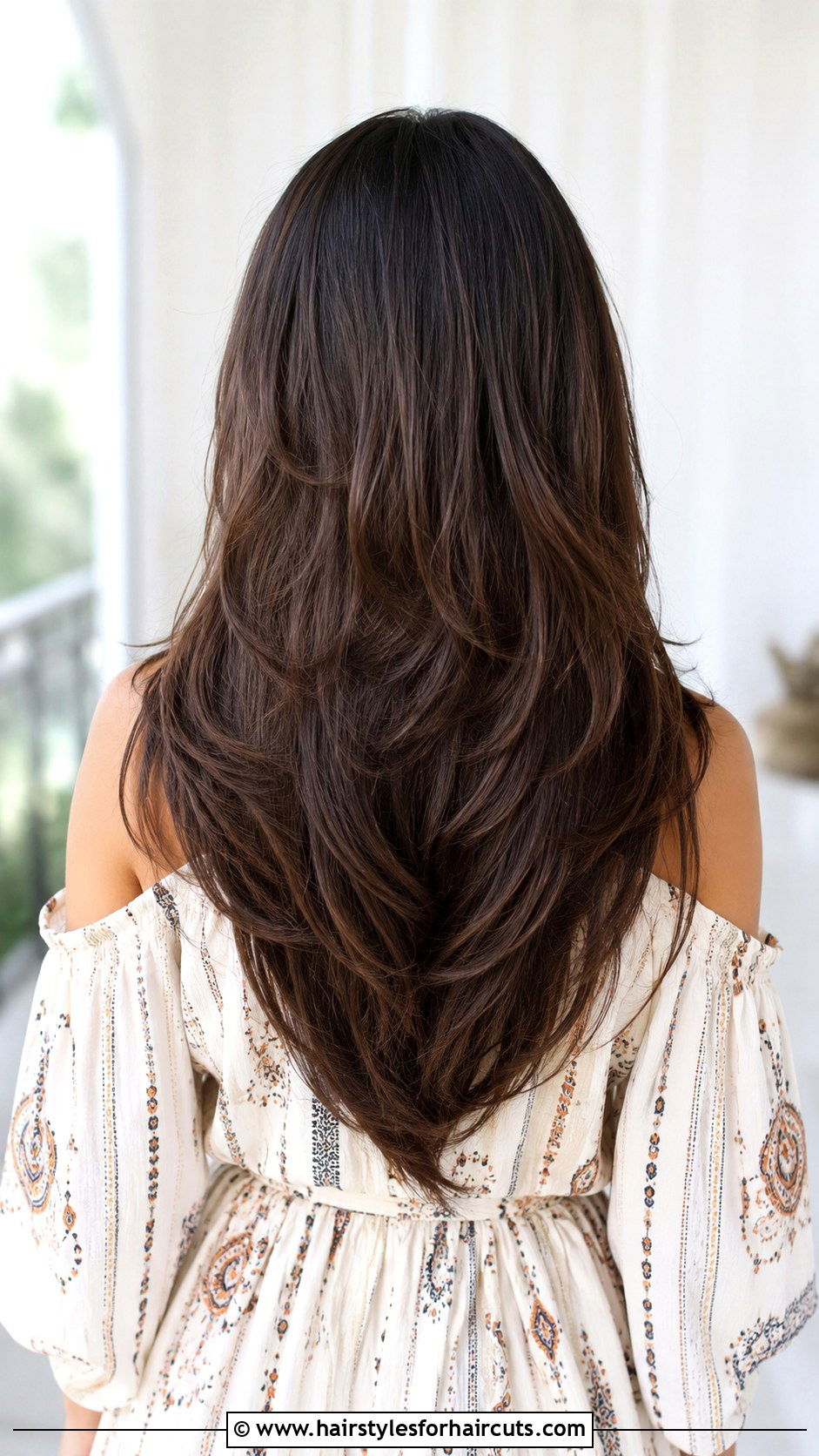 Layered V Cut Long Hair - 25 simple haircuts design - 25 simple haircuts design