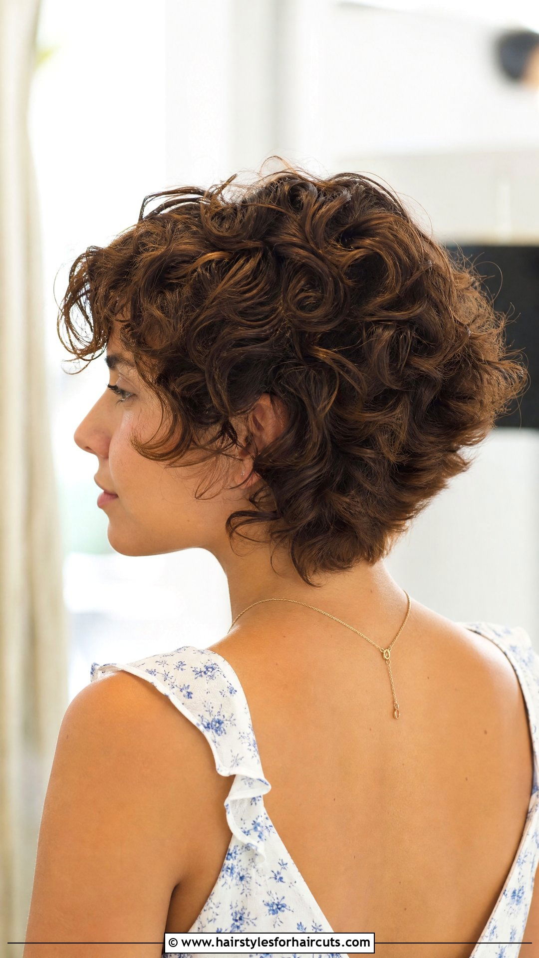 Layered Wedge Haircut For Curly Hair - 25 wedge haircuts for curly hair - 25 wedge haircuts for curly hair