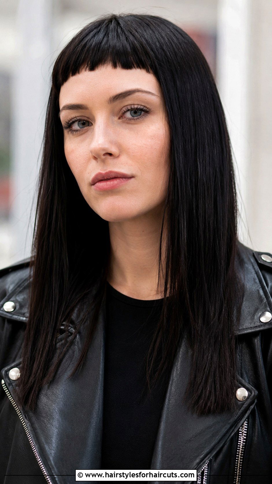 Long Blunt Cut With Micro Bangs - 25 haircuts for long hair no layers - 25 haircuts for long hair no layers