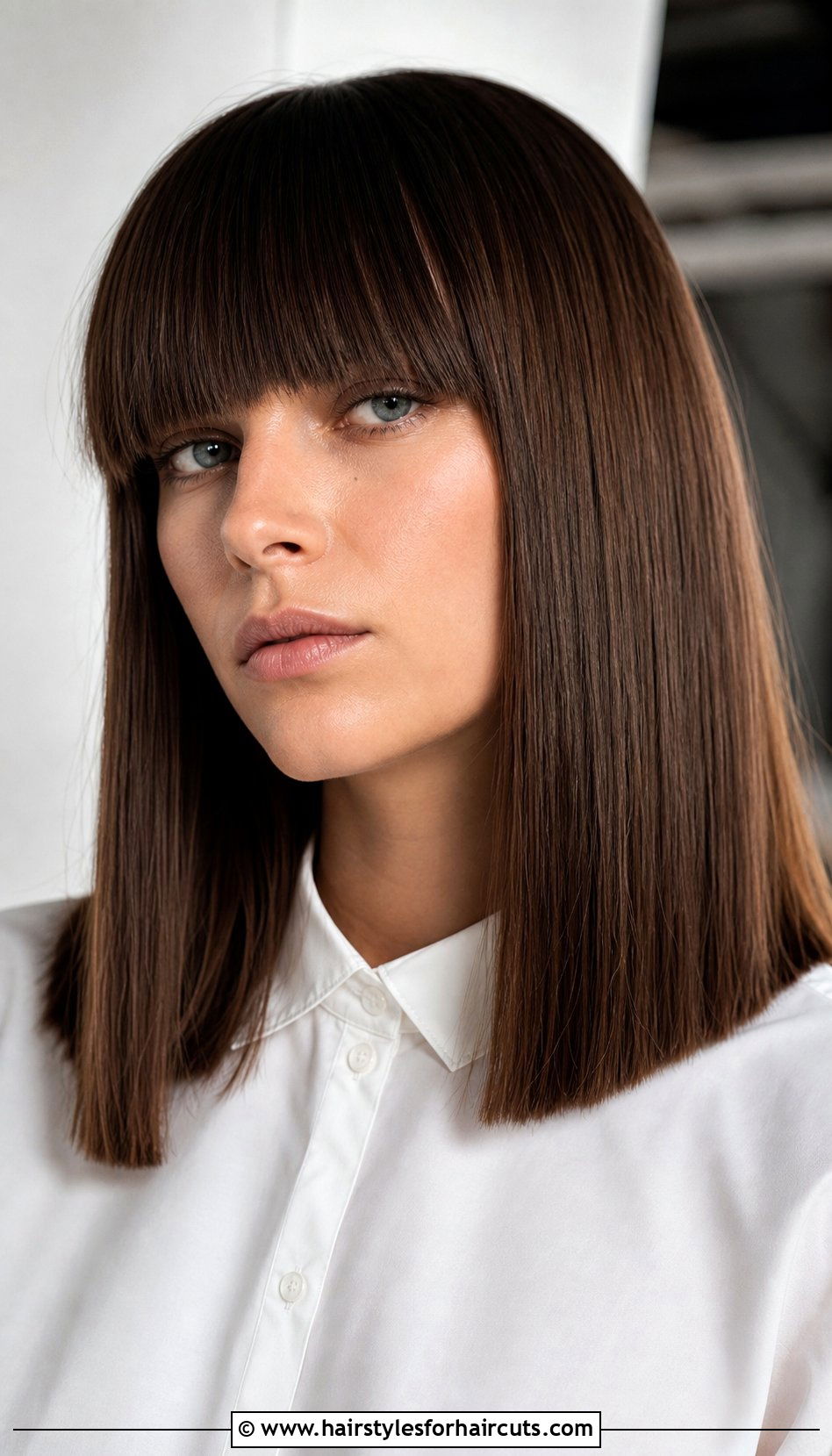 Long Blunt Cut With Straight Across Bangs - 25 haircuts with bangs for round face - 25 haircuts with bangs for round face