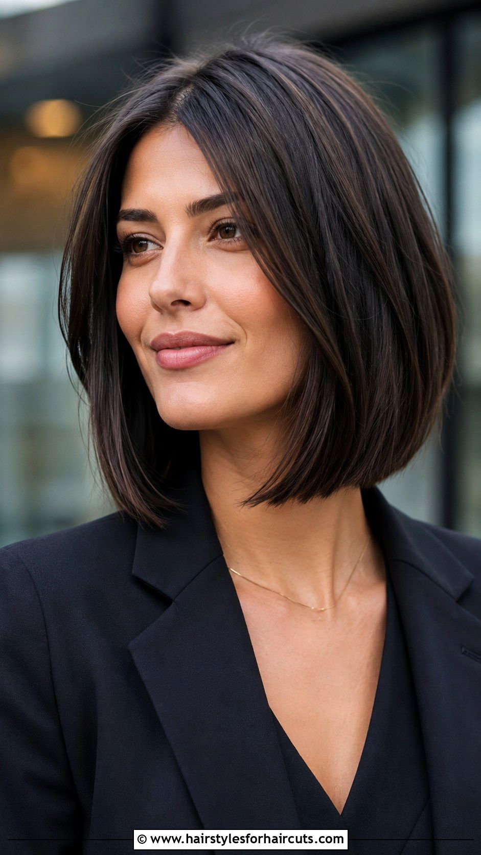 Long Bob Haircut - 25 best haircuts for frizzy hair - 25 best haircuts for frizzy hair