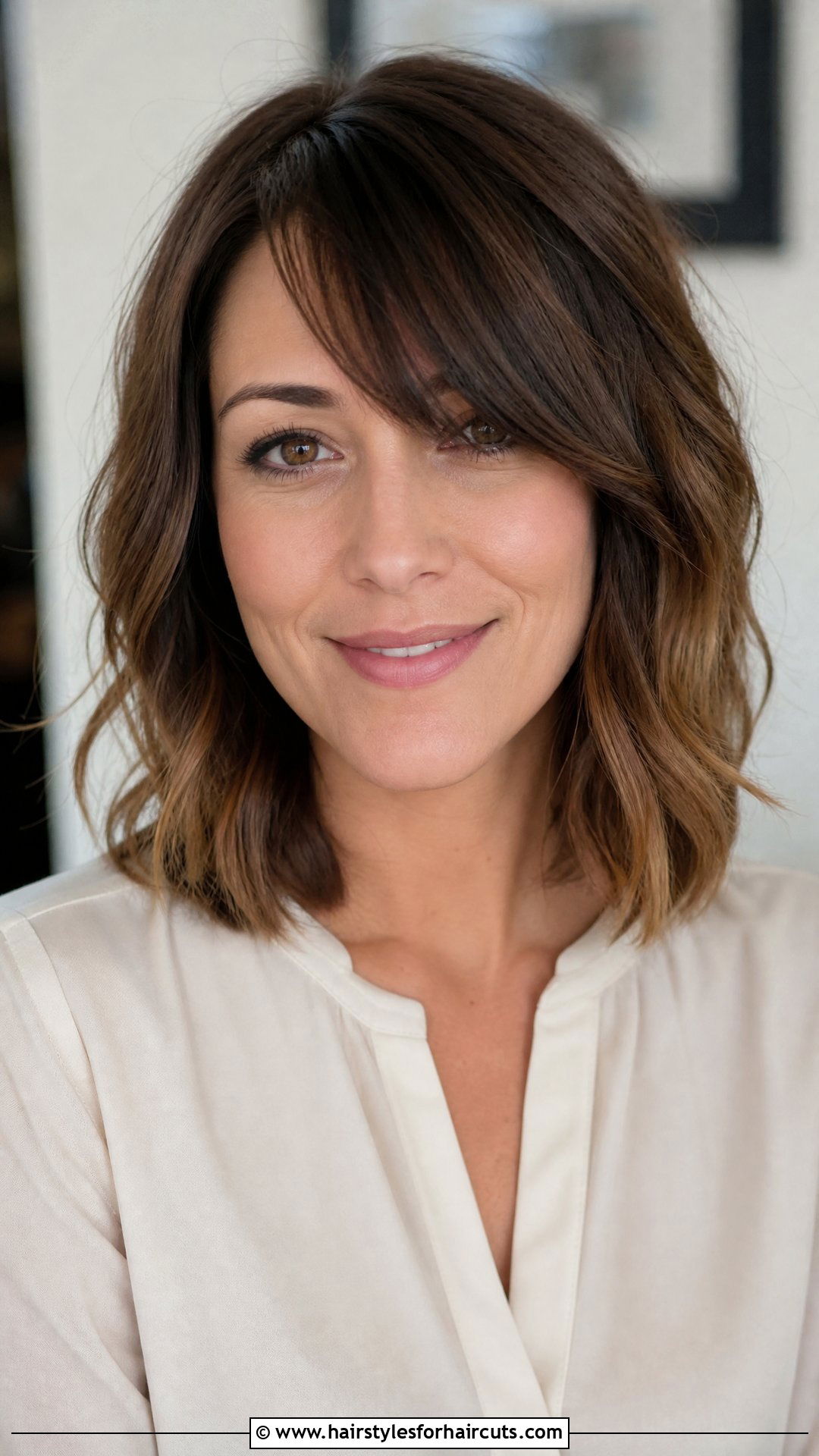 Long Bob With Side Swept Bangs - 25 medium length thin hair hairstyles - 25 medium length thin hair hairstyles