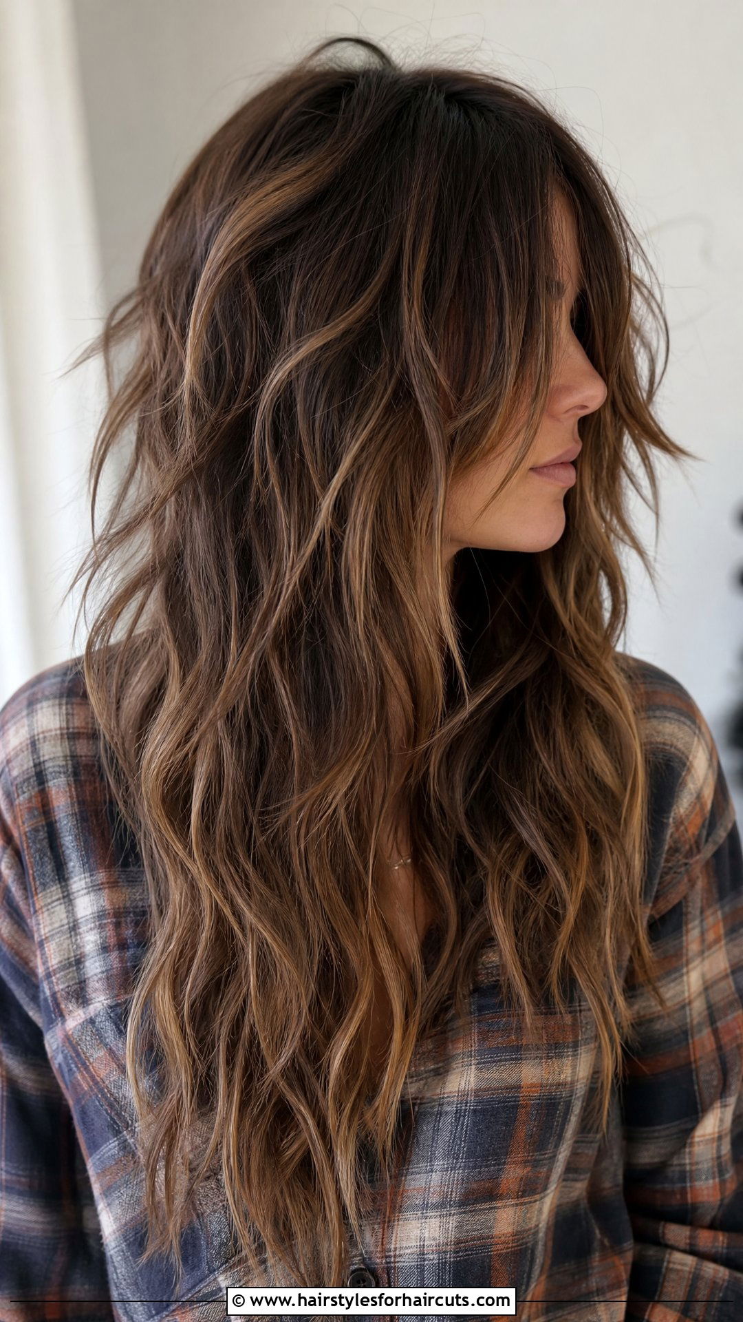 Long Choppy Layered Wavy Hair - 25 haircuts ideas for long wavy hair - 25 haircuts ideas for long wavy hair