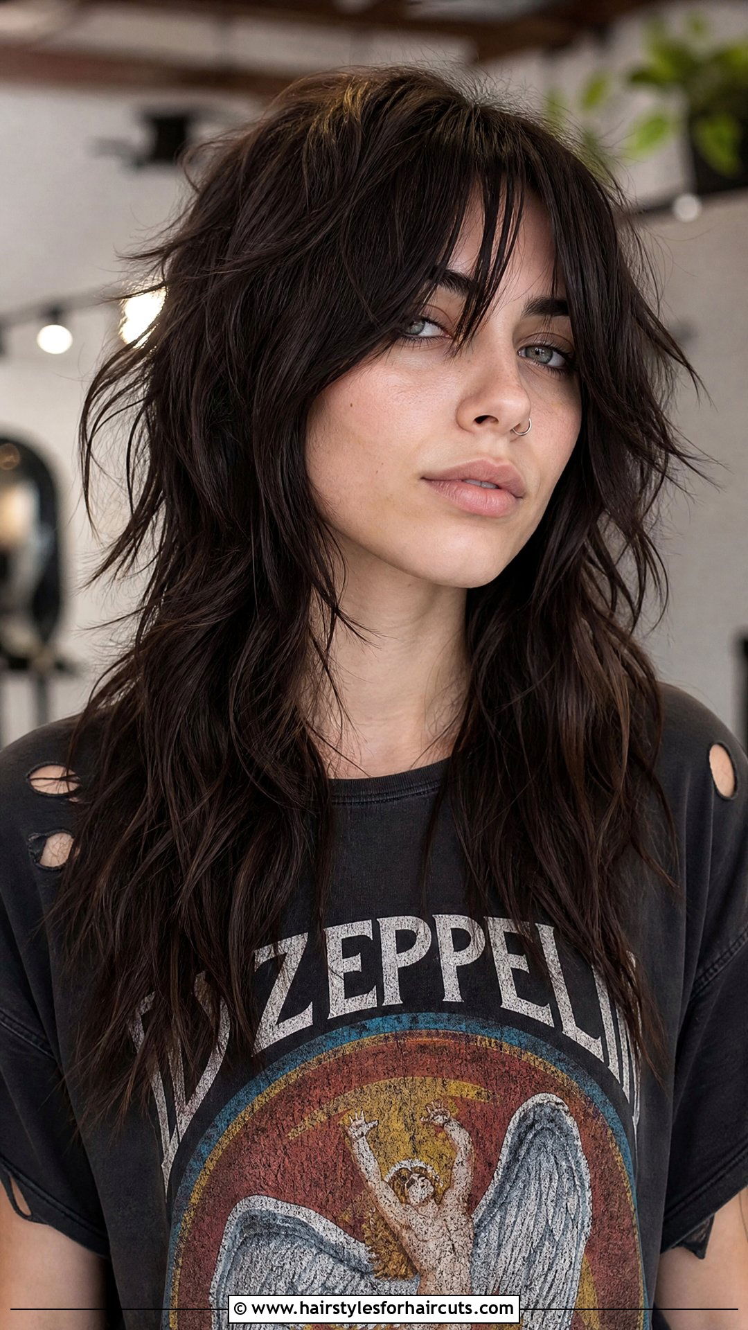 Long Choppy Layers Haircut - 25 long haircuts for women with thick hair - 25 long haircuts for women with thick hair