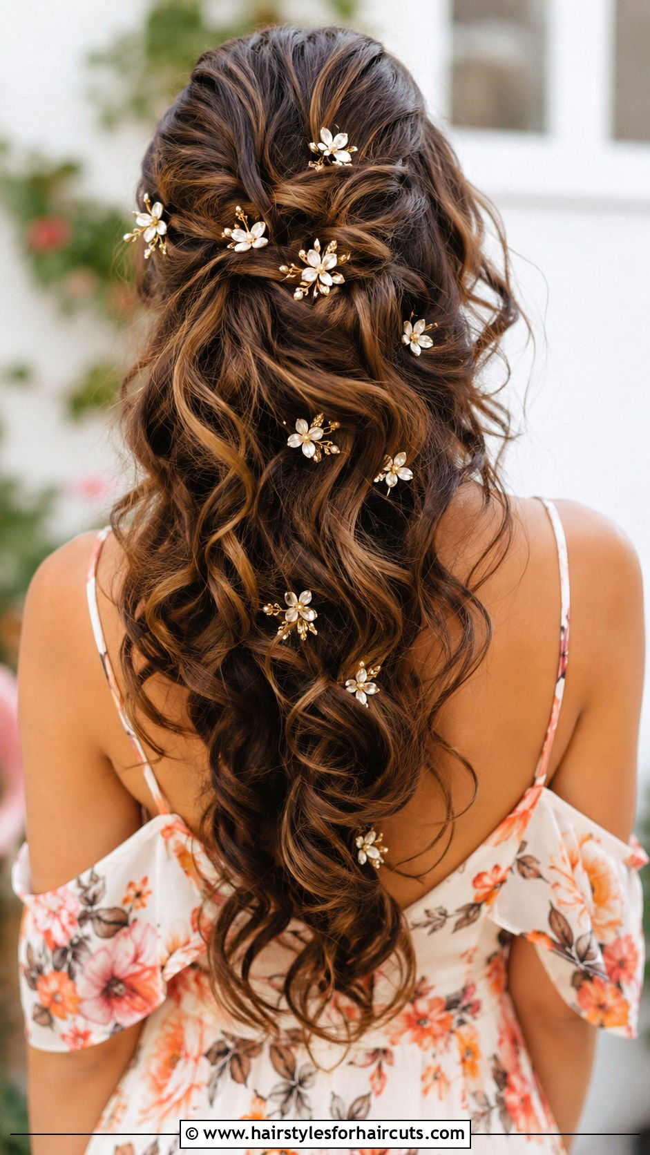 Long Curly Hair With Floral Pins - 25 graduation hairstyles for curly hair - 25 graduation hairstyles for curly hair
