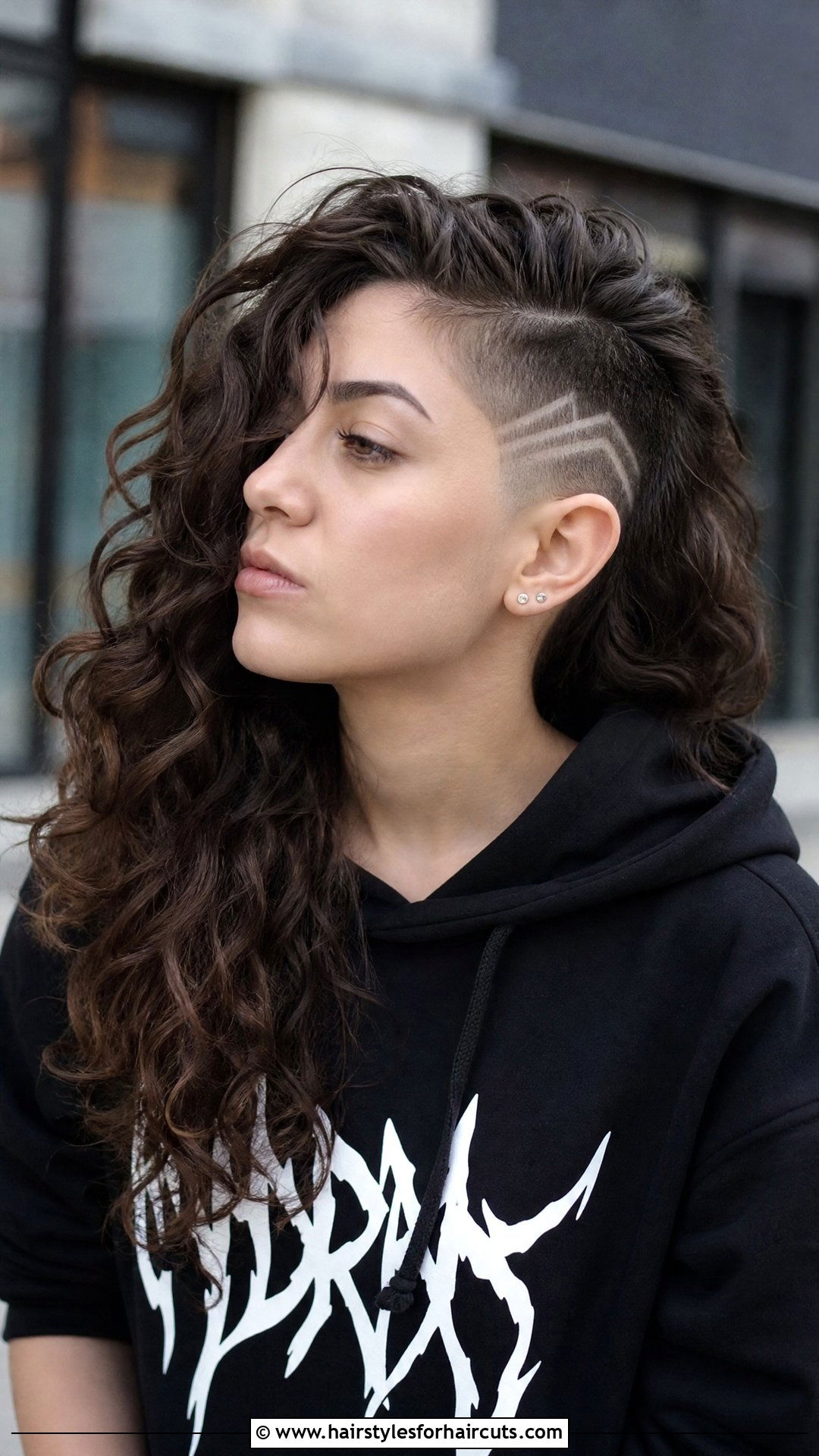 Long Curly Hair With Undercut - 25 curly haircuts for long hair - 25 curly haircuts for long hair