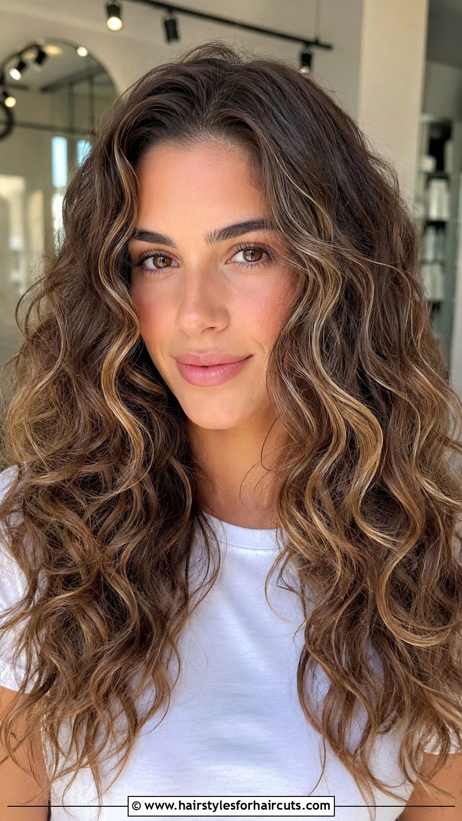 Long Diffused Curls - 25 big curly hairstyles for long hair - 25 big curly hairstyles for long hair