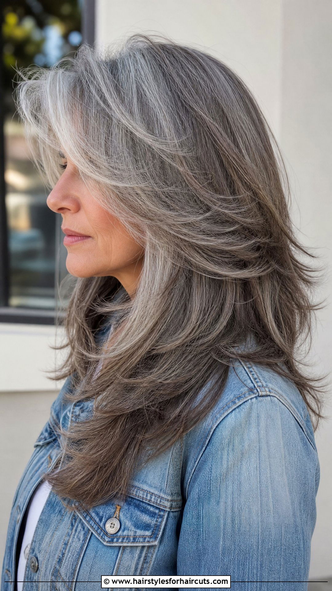 Long Feathered Gray Hair - 25 haircuts for long gray hair - 25 haircuts for long gray hair