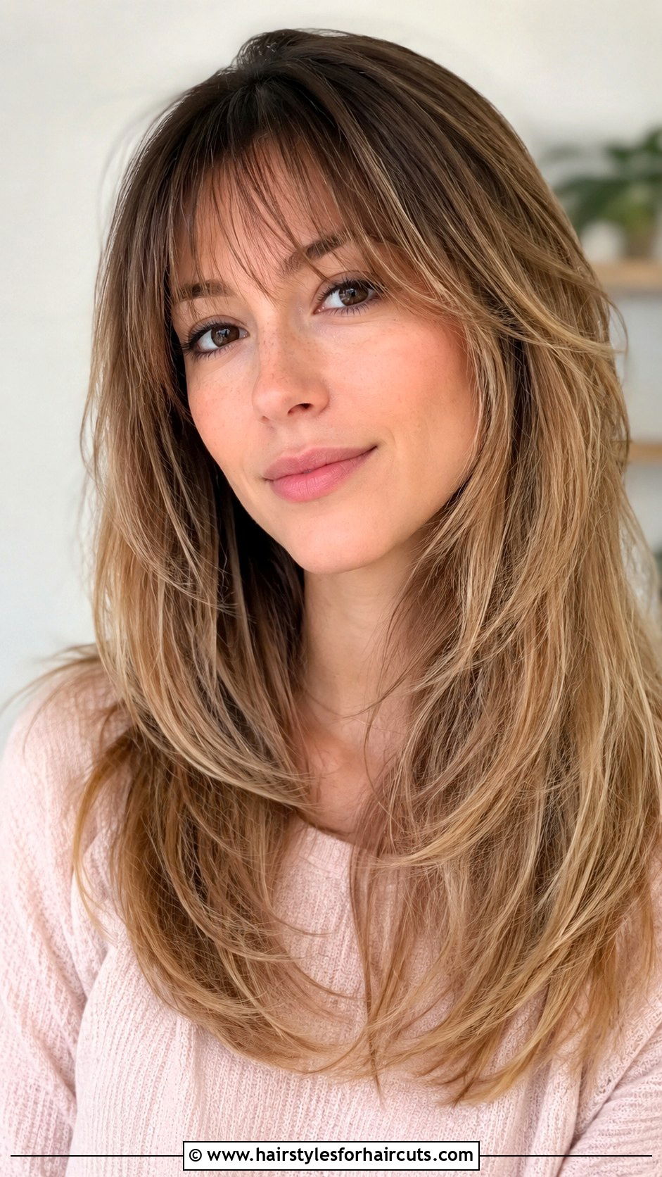 Long Feathered Hair With Caramel Highlights - 25 feathered haircuts for long hair - 25 feathered haircuts for long hair