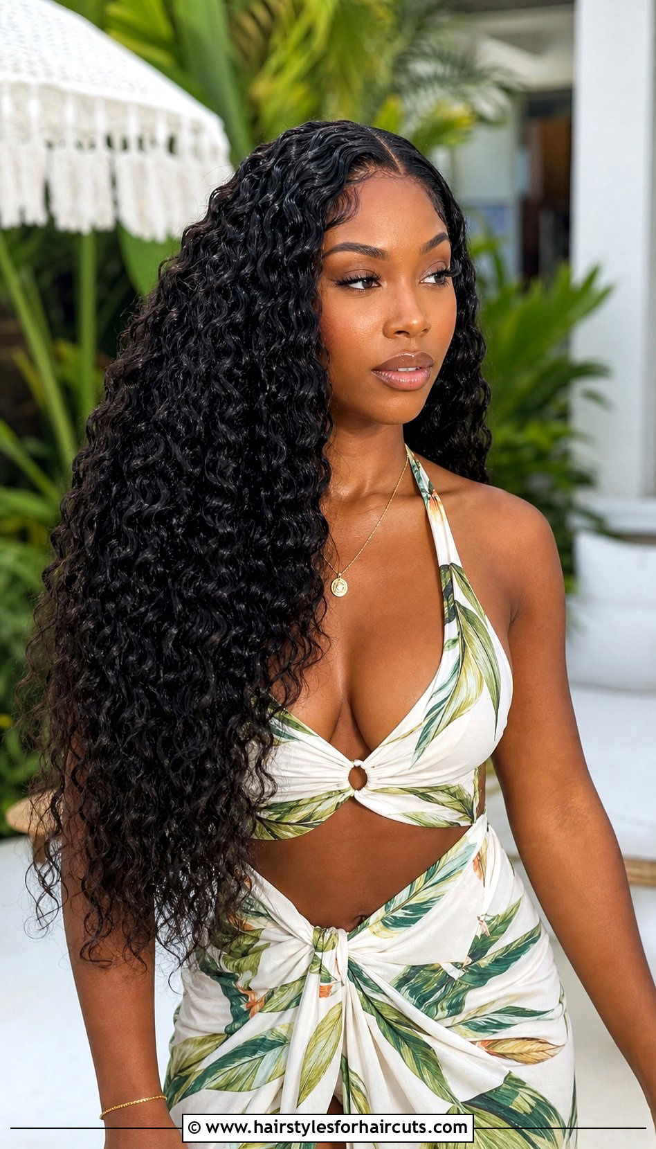 Long Freetress Water Wave Crochet Hair - 25 long curly crochet hairstyles - 25 long curly crochet hairstyles
