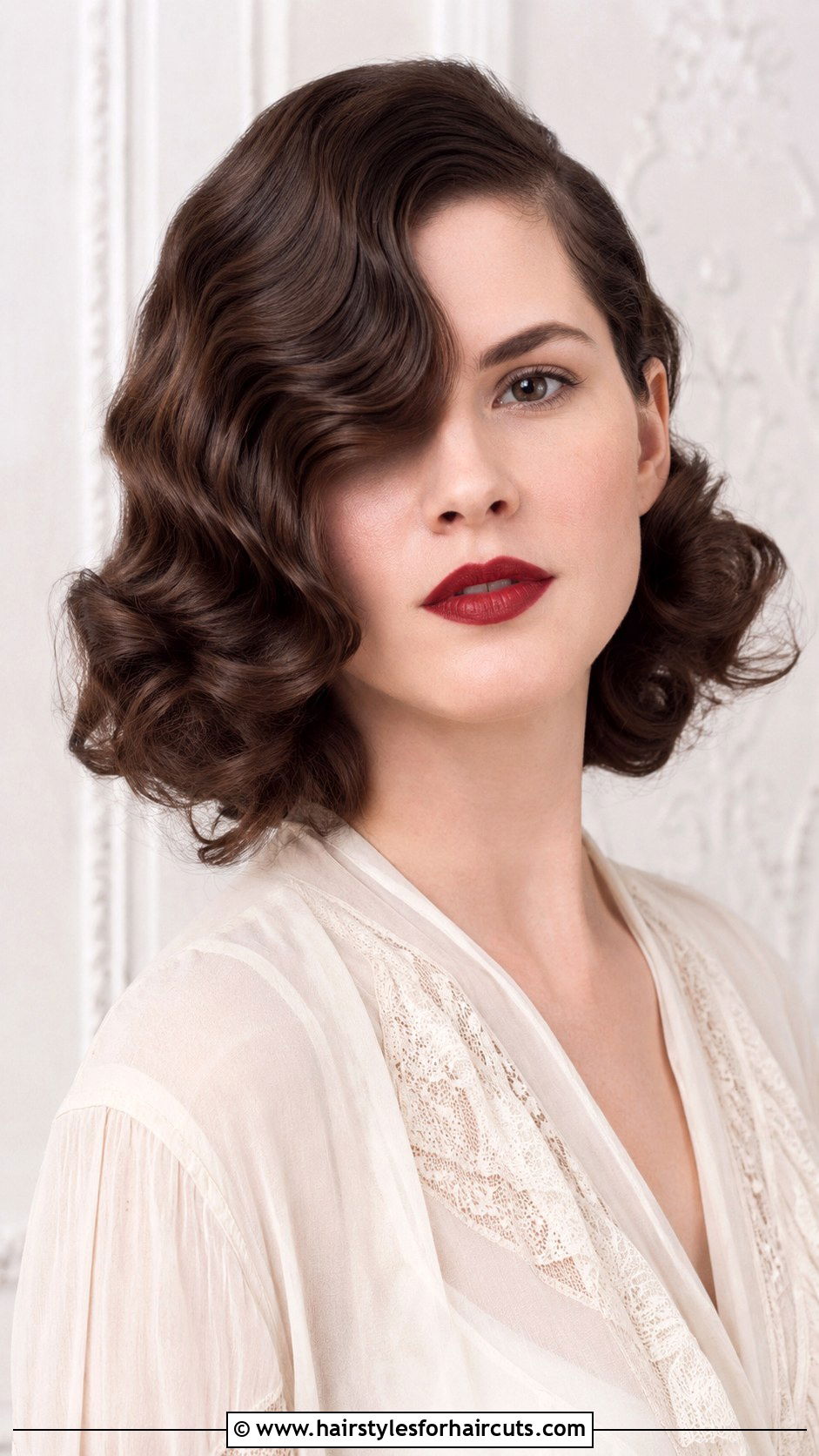 Long Hair Deep Side Part 1920s - 25 1920 hairstyles for long hair - 25 1920 hairstyles for long hair