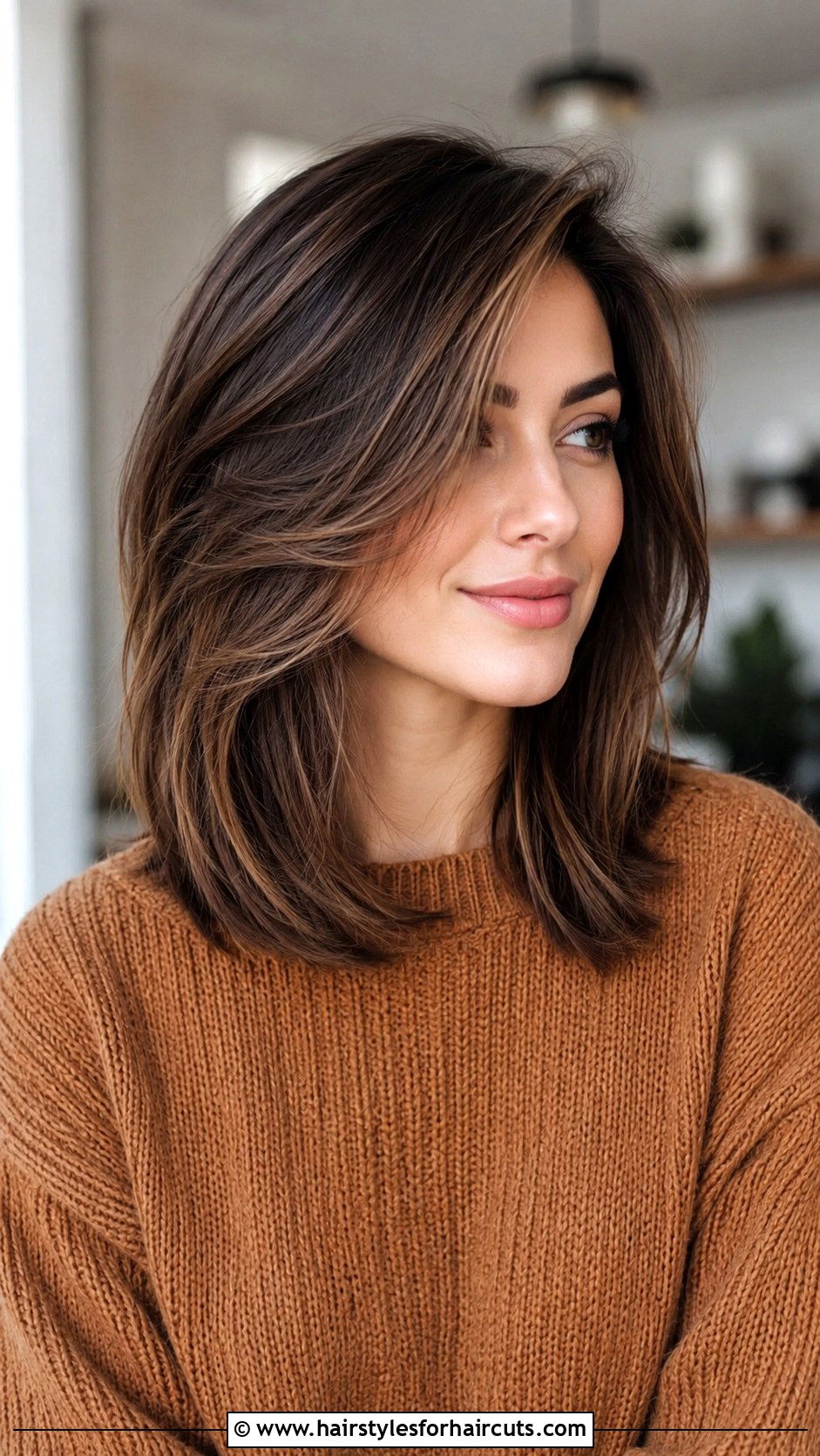 Long Layered Bob - 25 haircuts for round face and thin hair - 25 haircuts for round face and thin hair