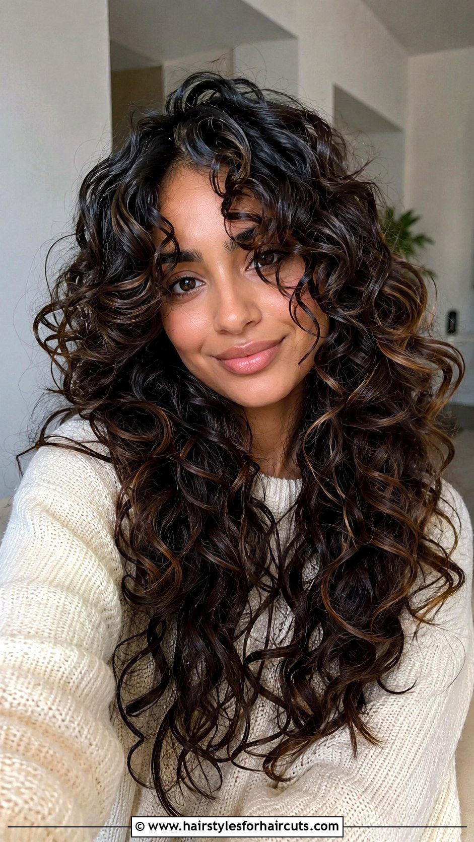 Long Layered Curly Hair - 25 curly hair hairstyles for women - 25 curly hair hairstyles for women