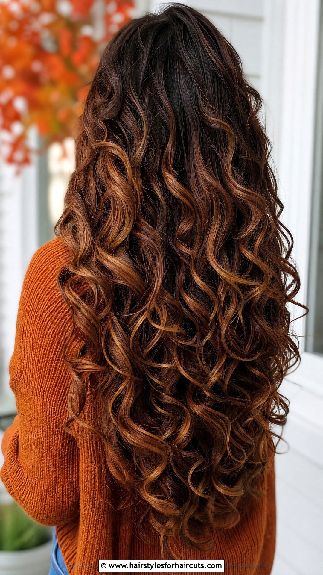 Long Layered Curly Hair - 25 hairstyles with curls - 25 hairstyles with curls