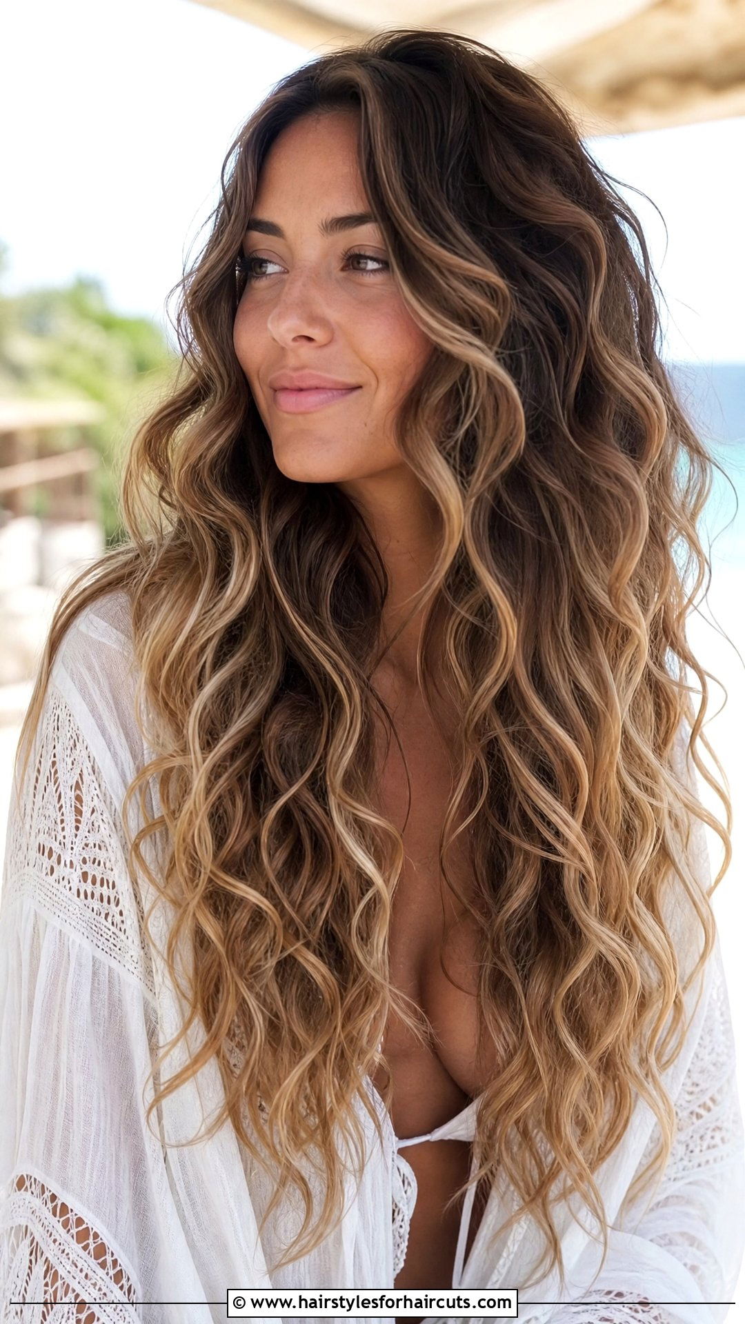 Long Layered Curly Hair With Balayage - 25 long layered hairstyles for curly hair - 25 long layered hairstyles for curly hair