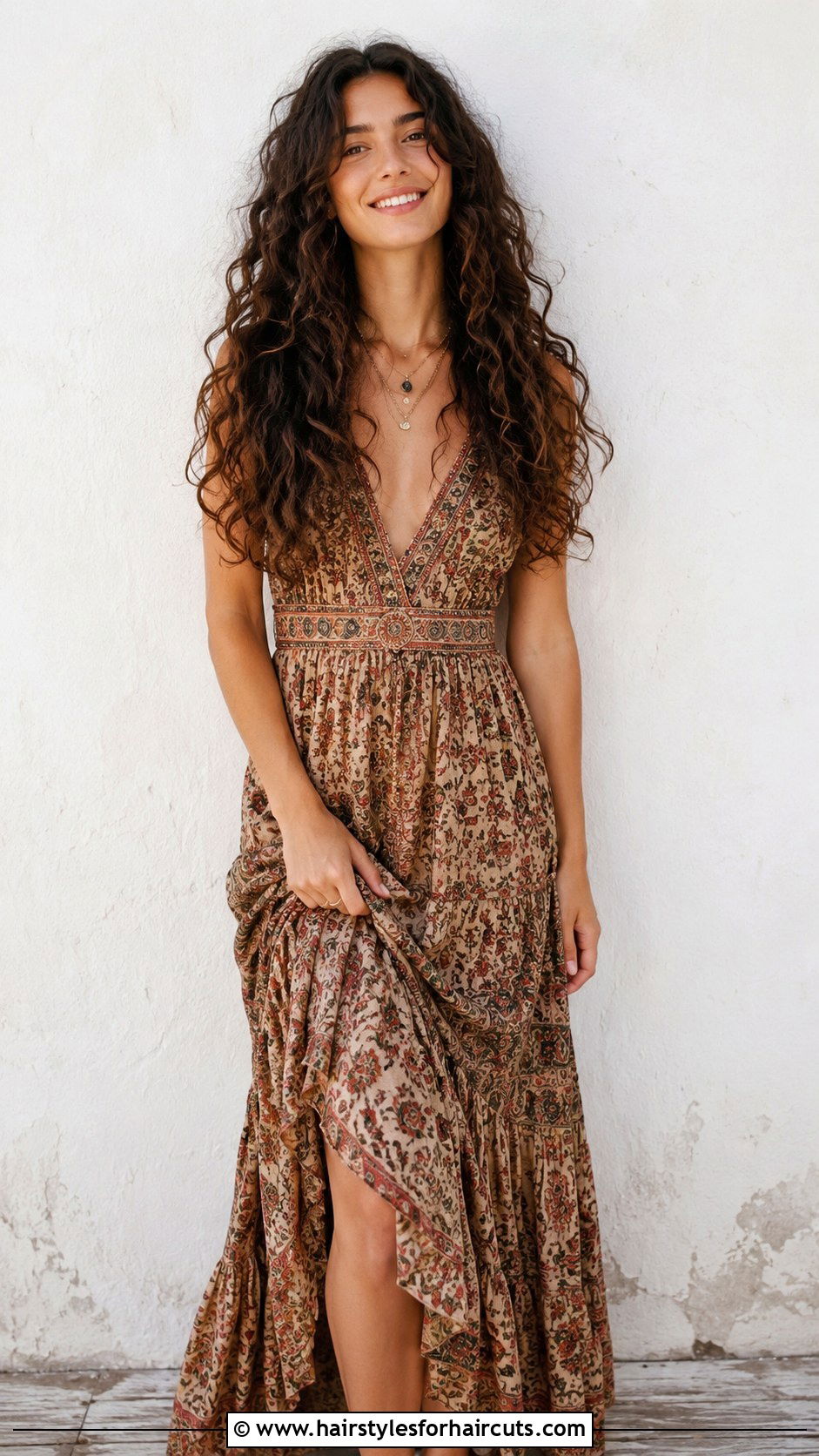 Long Layered Curly Hair - 25 70s hairstyles for curly hair - 25 70s hairstyles for curly hair
