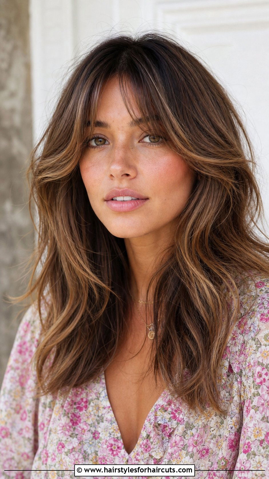 Long Layered Hair With Curtain Bangs - 25 haircuts with bangs for long hair - 25 haircuts with bangs for long hair
