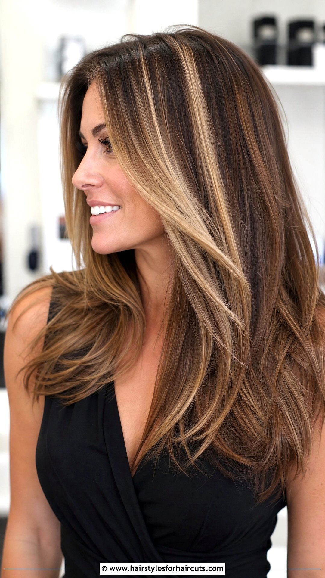 Long Layered Hair With Highlights - 25 long hair layered haircuts - 25 long hair layered haircuts