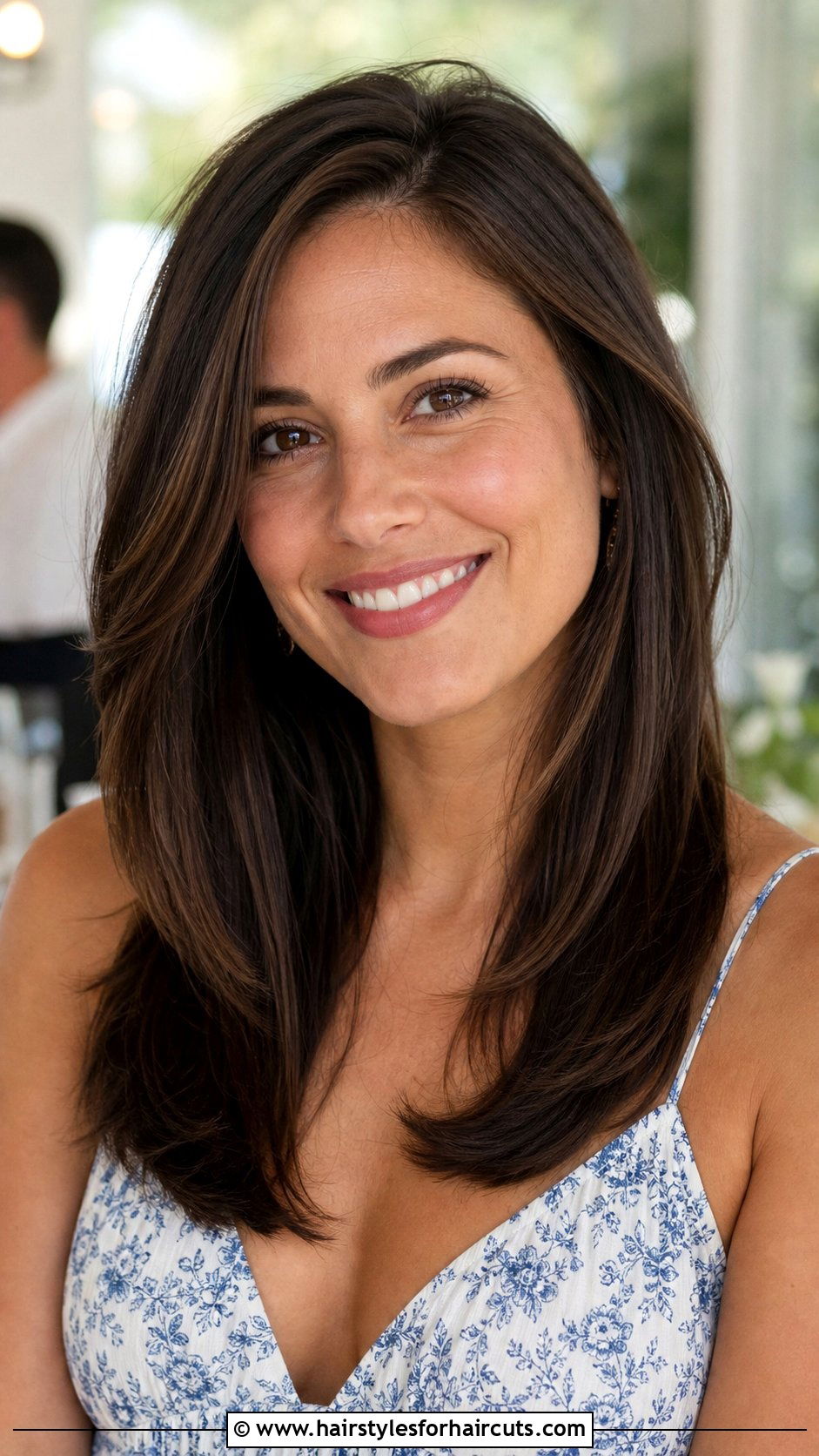 Long Layered Haircut - 25 hairstyles that make your face look thinner - 25 hairstyles that make your face look thinner