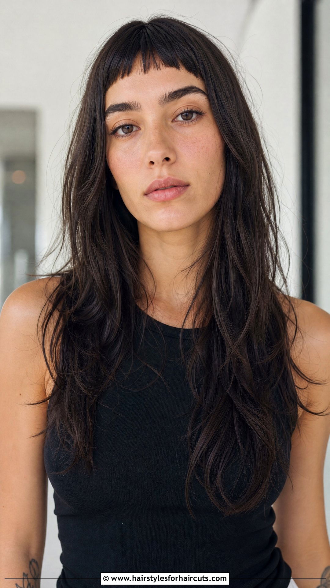 Long Layered Haircut With Micro Bangs - 25 haircuts styles for long hair with layers - 25 haircuts styles for long hair with layers