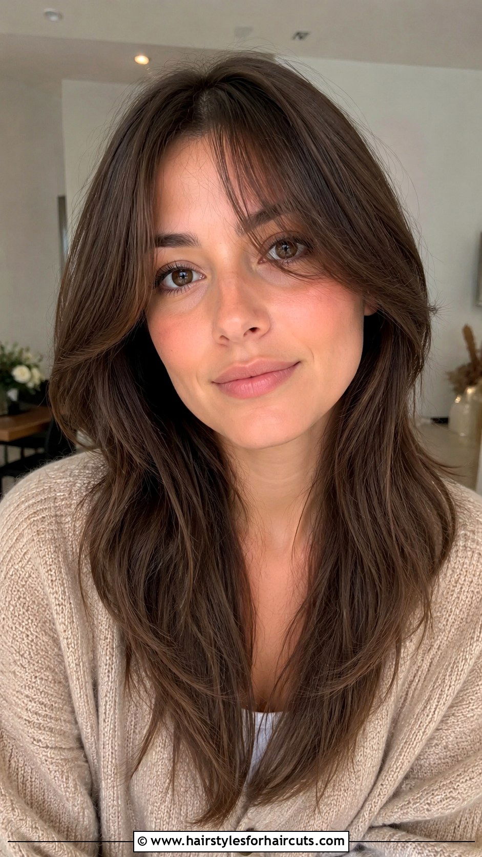 Long Layered Haircut with Curtain Bangs - 25 haircuts pictures woman - 25 haircuts pictures woman