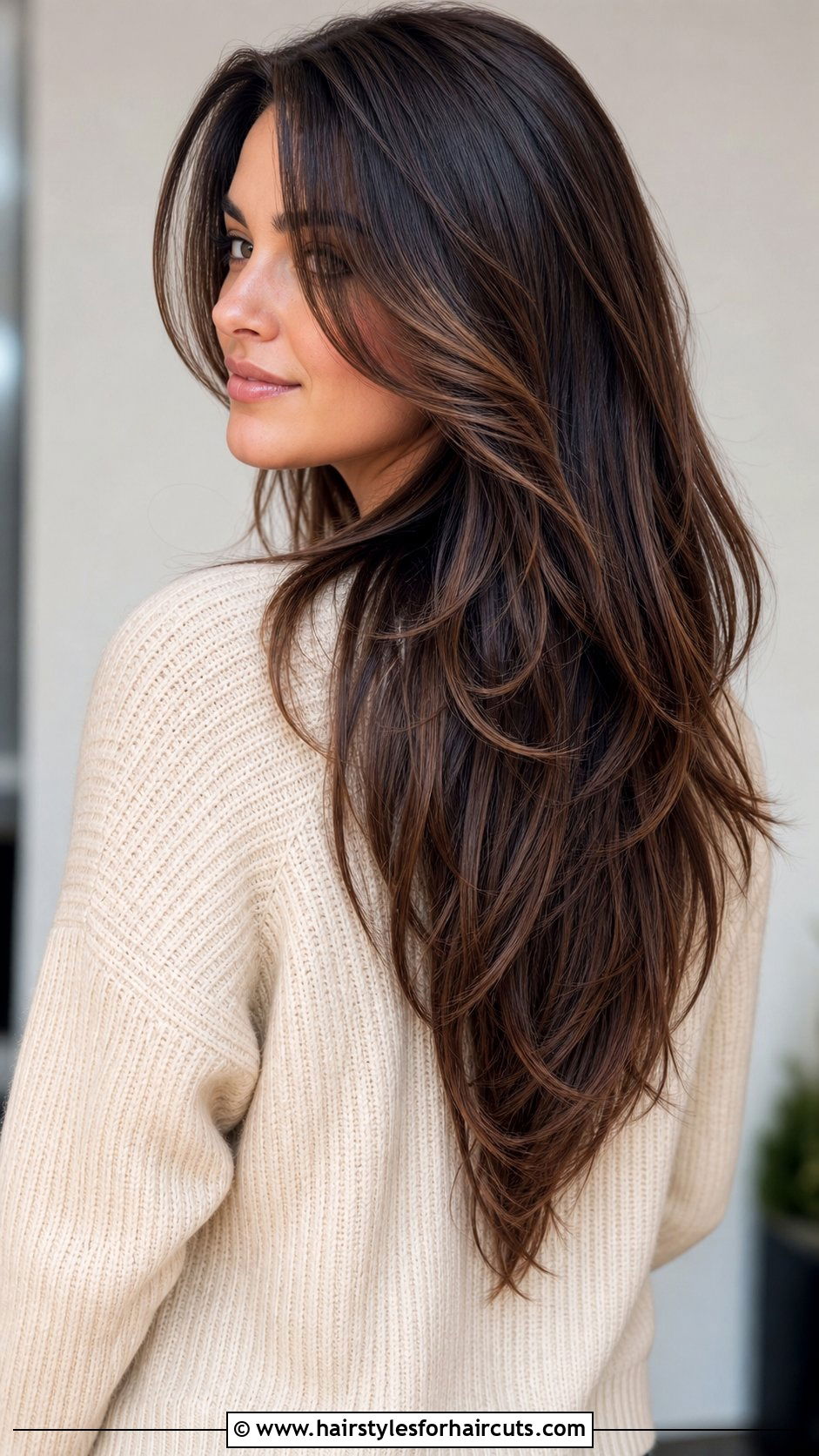 Long Layered V Cut - 25 vcut hairstyles - 25 vcut hairstyles