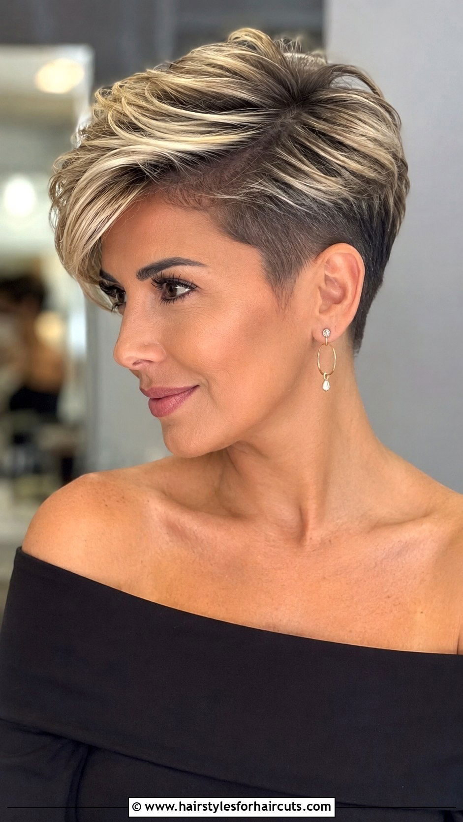 Long Pixie Cut - 25 cute short haircuts - 25 cute short haircuts