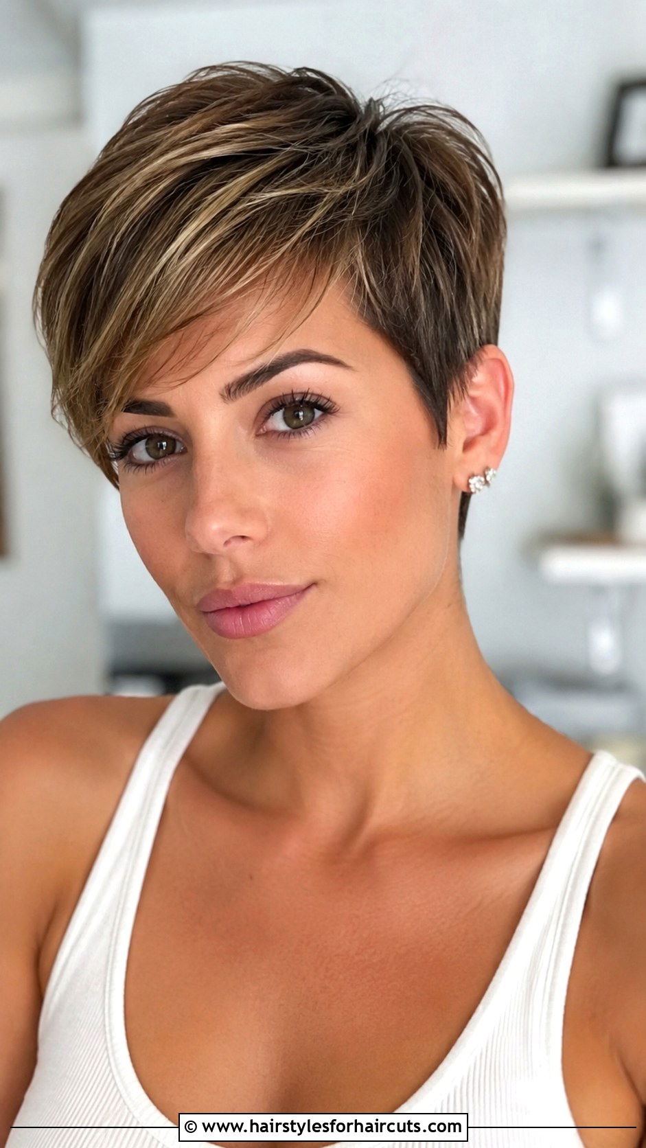 Long Pixie Cut - 25 summer haircuts for women - 25 summer haircuts for women