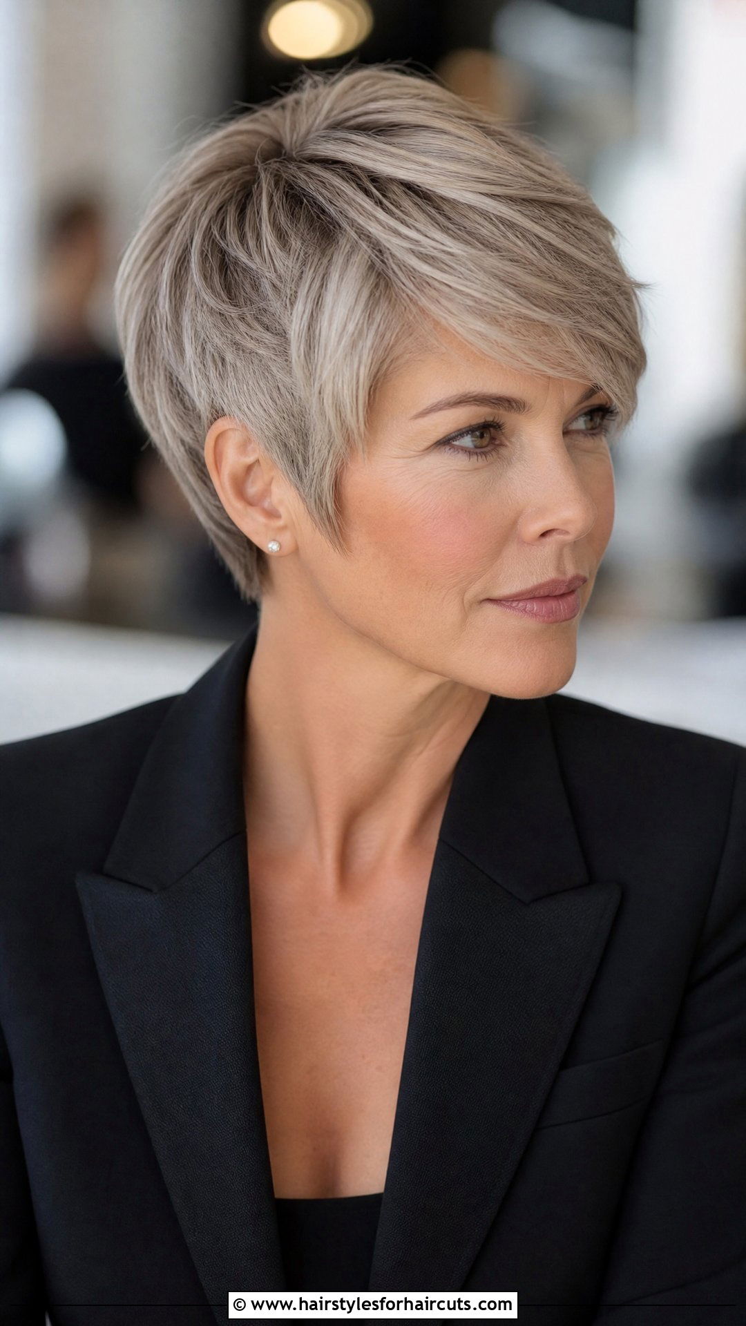 Long Pixie Cut - 25 haircuts for alopecia - 25 haircuts for alopecia