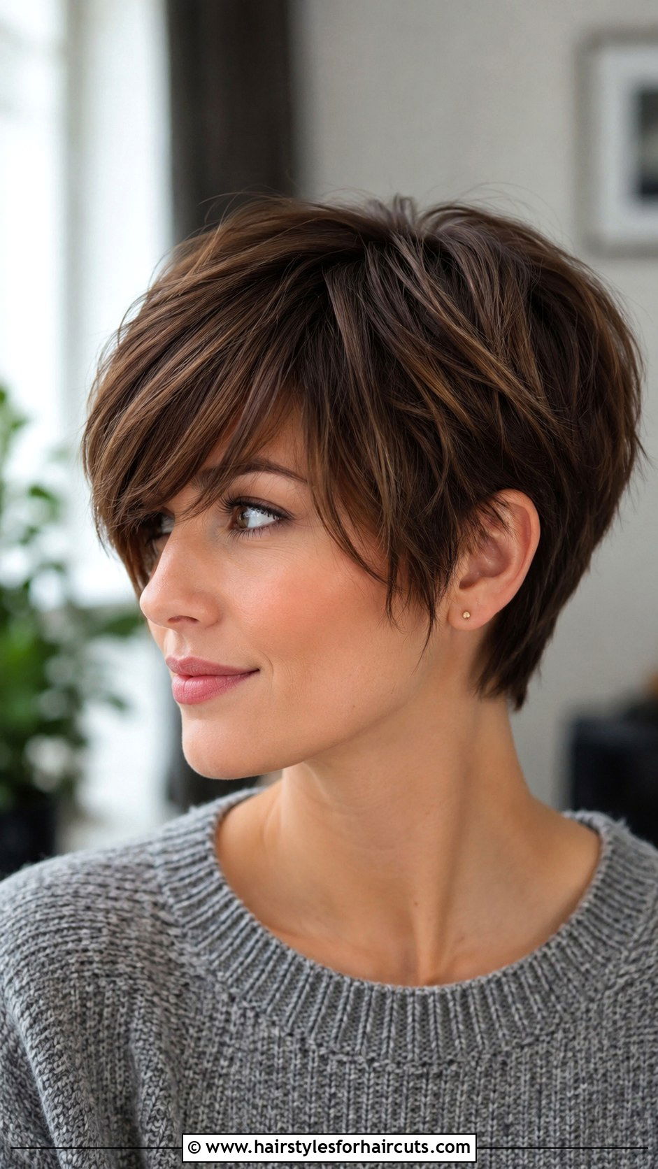 Long Pixie With Bangs - 25 hairstyles for women with fine straight hair - 25 hairstyles for women with fine straight hair