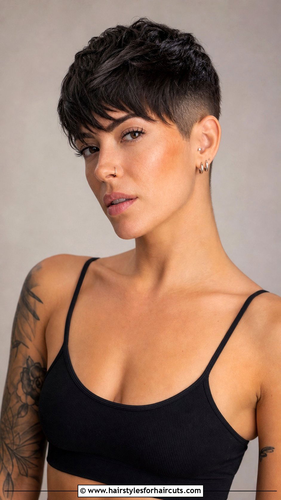 Long Pixie With Short Sides - 25 long pixie haircuts for fine hair - 25 long pixie haircuts for fine hair