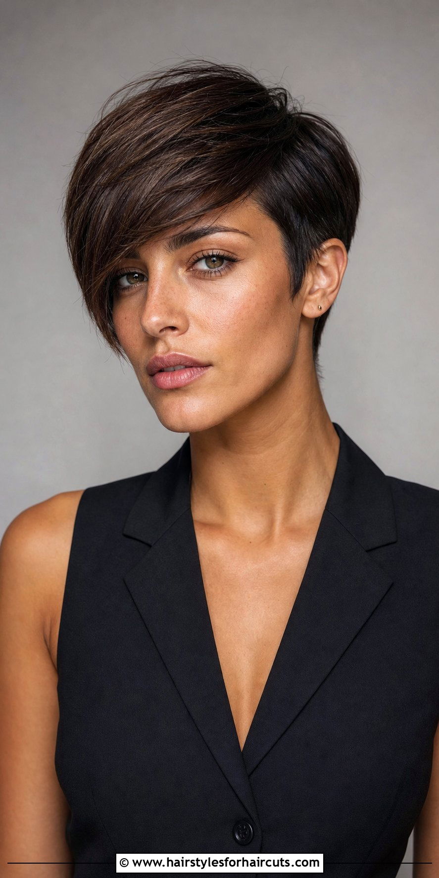 Long Pixie With Side Swept Fringe - 25 hairstyles fringe - 25 hairstyles fringe