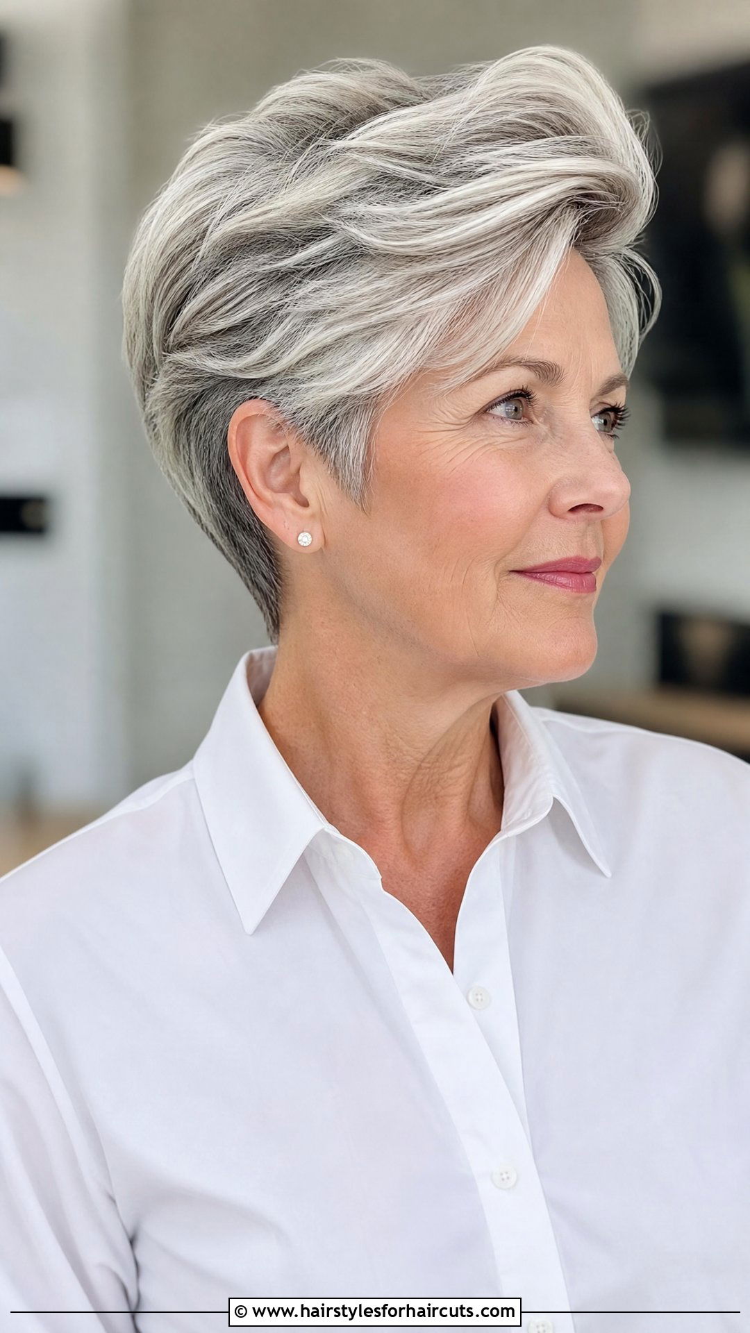 Long Pixie With Volume - 25 hairstyles for older women with thinning hair - 25 hairstyles for older women with thinning hair