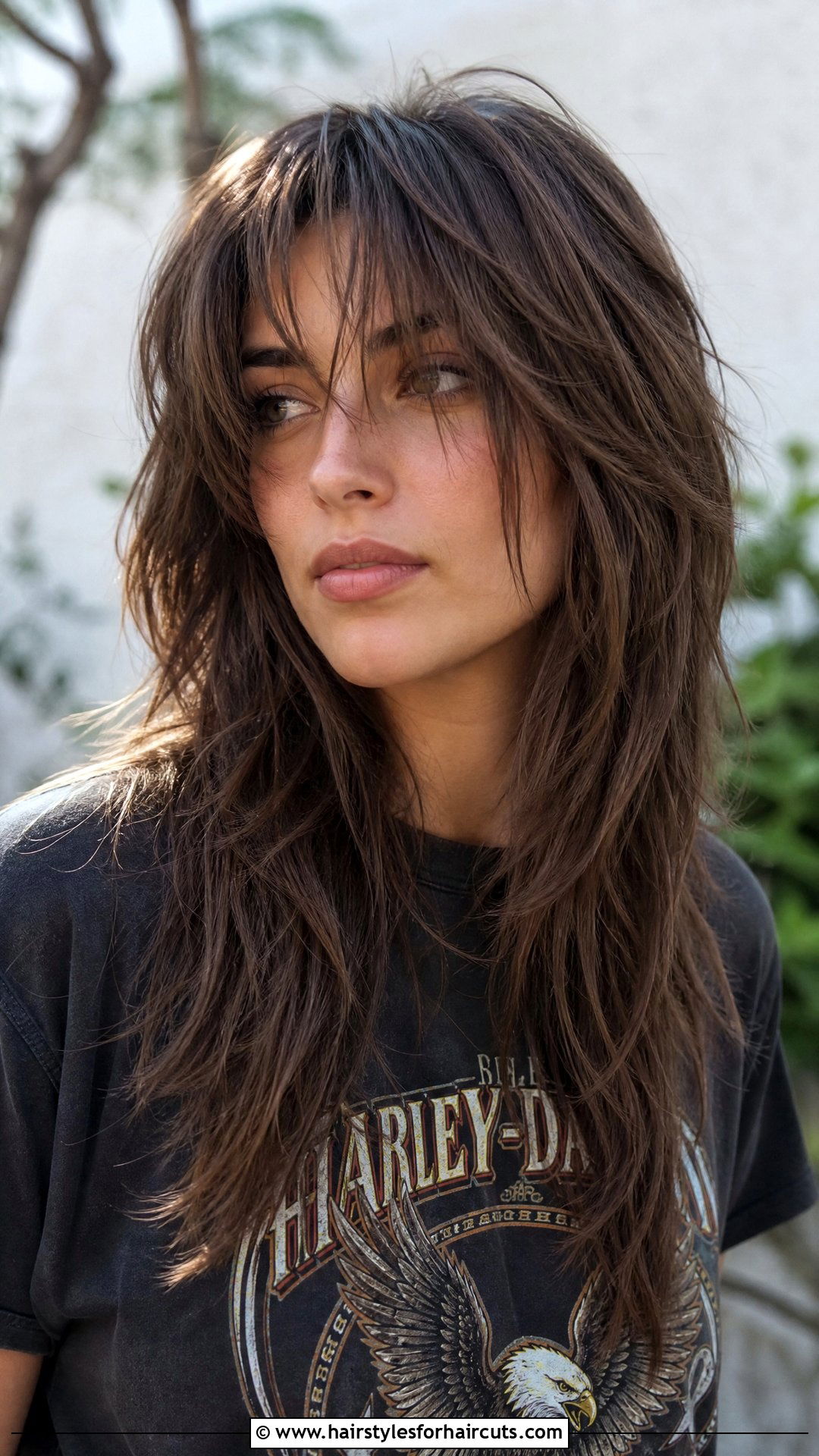 Long Razored Haircut - 25 super long haircuts - 25 super long haircuts