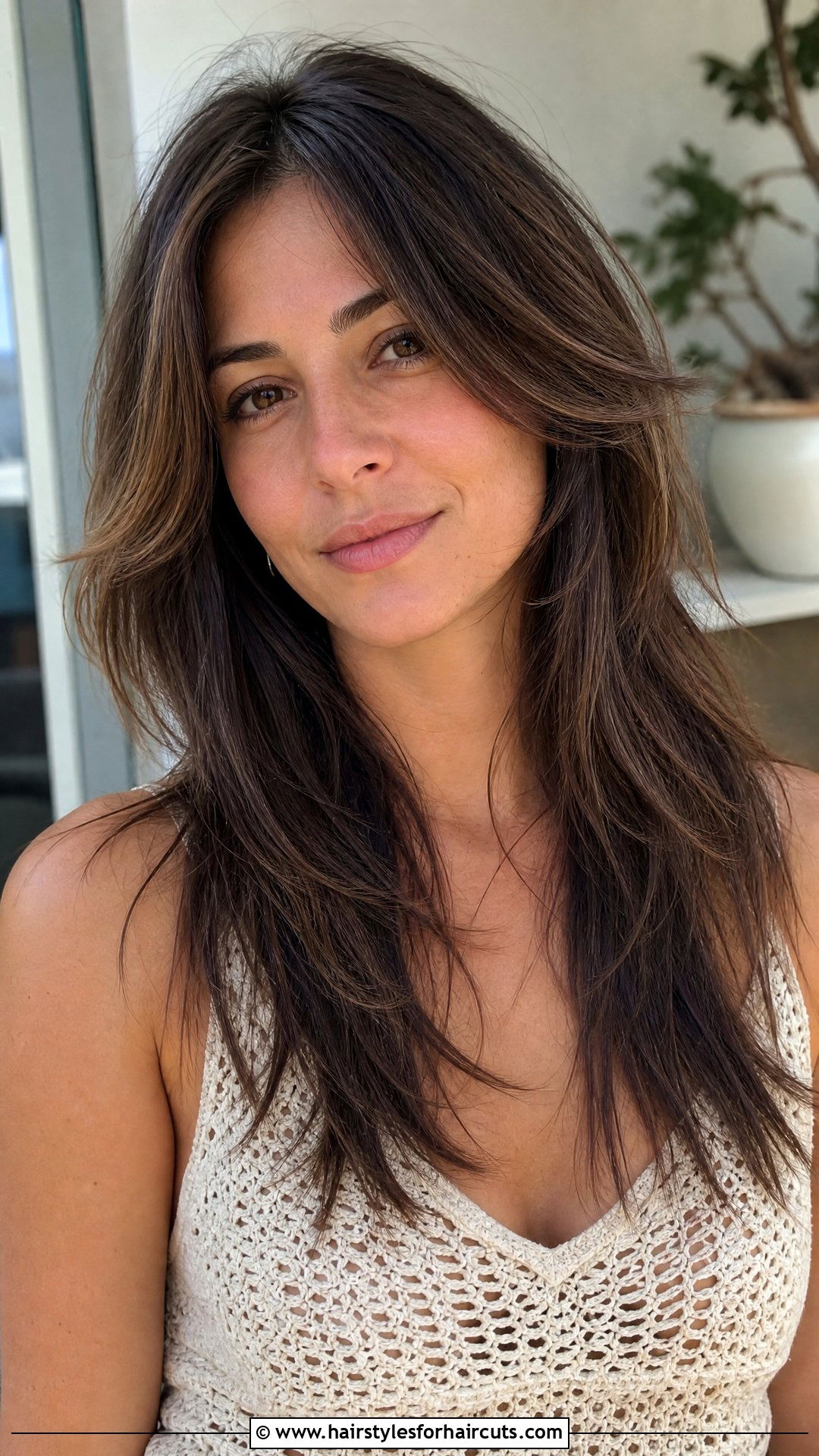 Long Razored Haircut - 25 summer long haircuts - 25 summer long haircuts