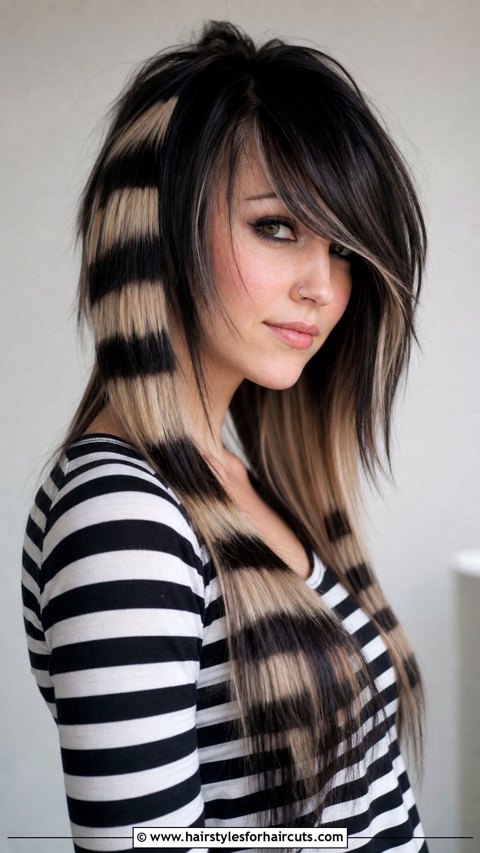 Long Scene Haircut With Coontails - 25 long hair scene haircuts - 25 long hair scene haircuts
